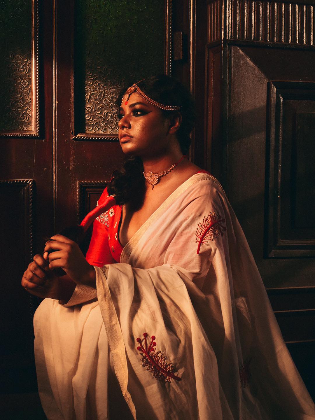 WHITE COTTON MANGALGIRI HIBISCUS (SAREE)