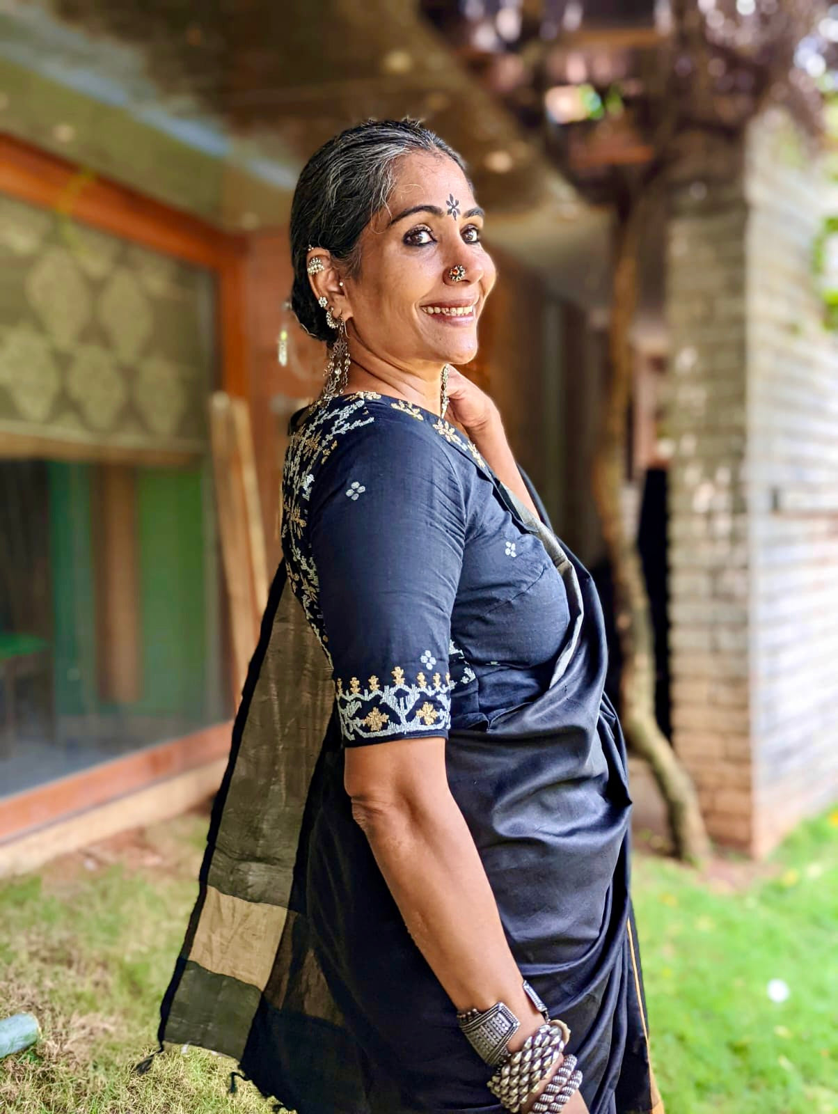 SONA-RUPO COCKTAIL (BLOUSE)
