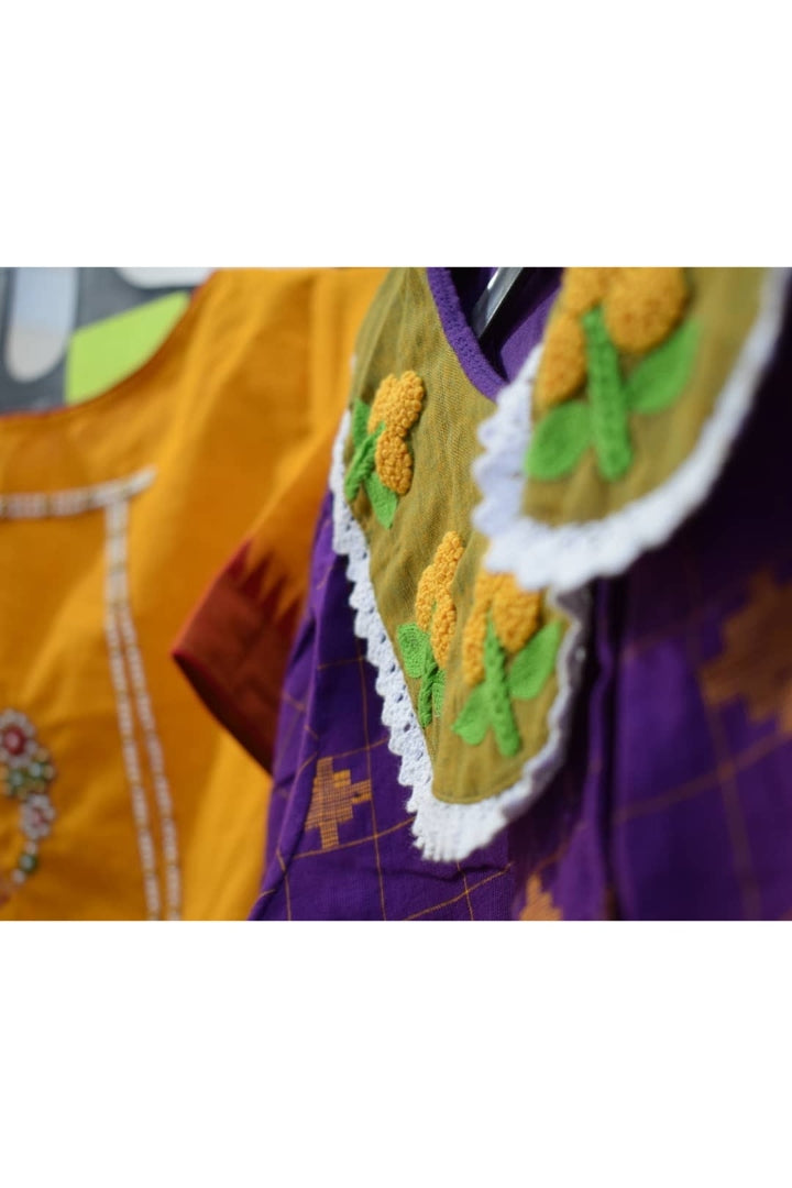 COLLAR MARIGOLD
