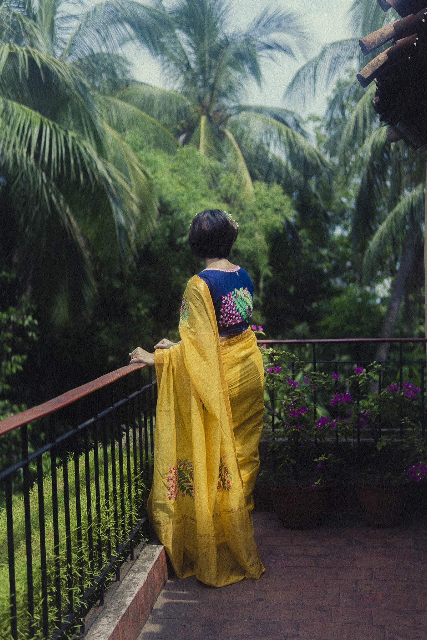 MADHABILATA (BLOUSE)
