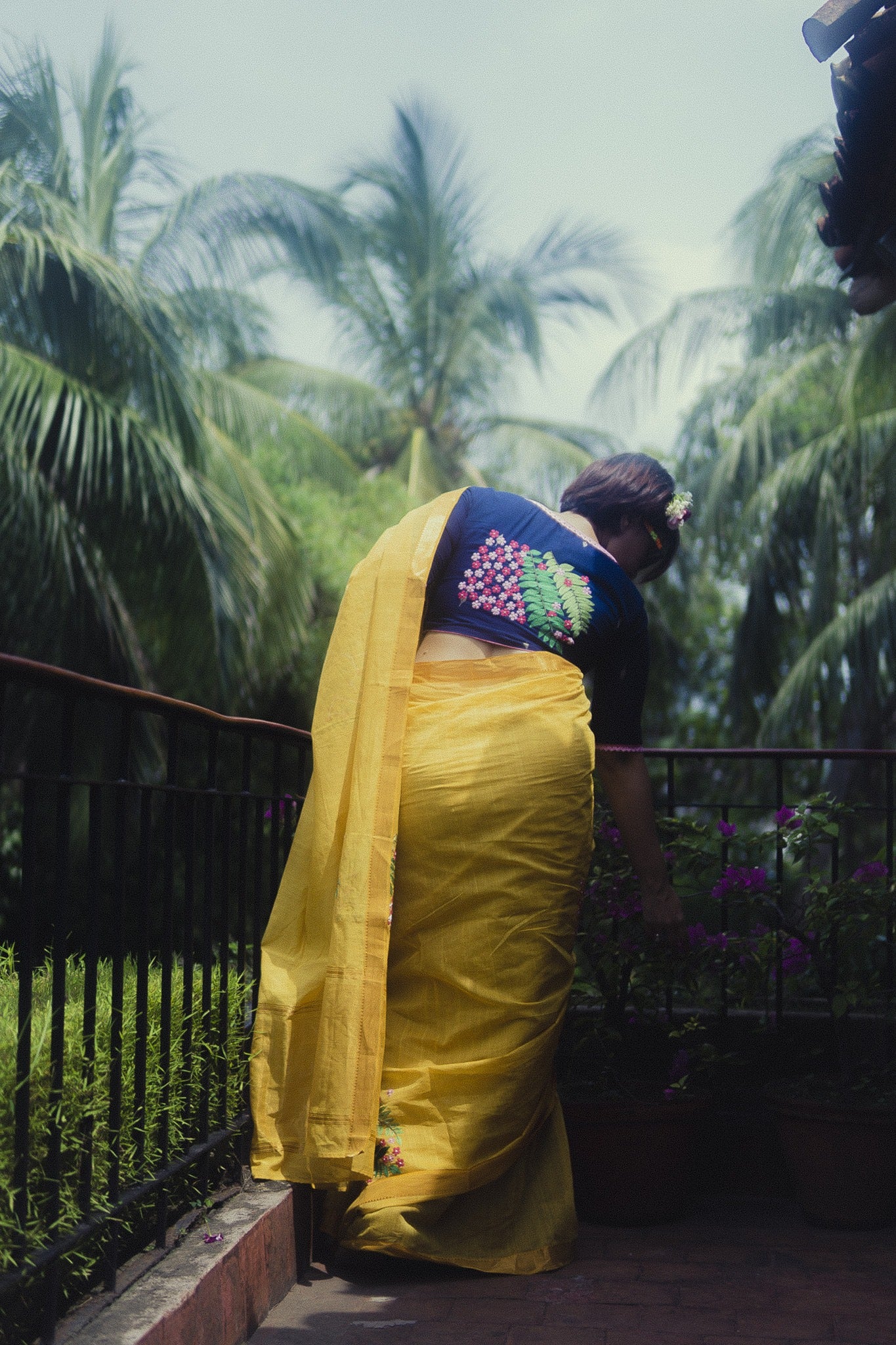 MADHABILATA (BLOUSE)