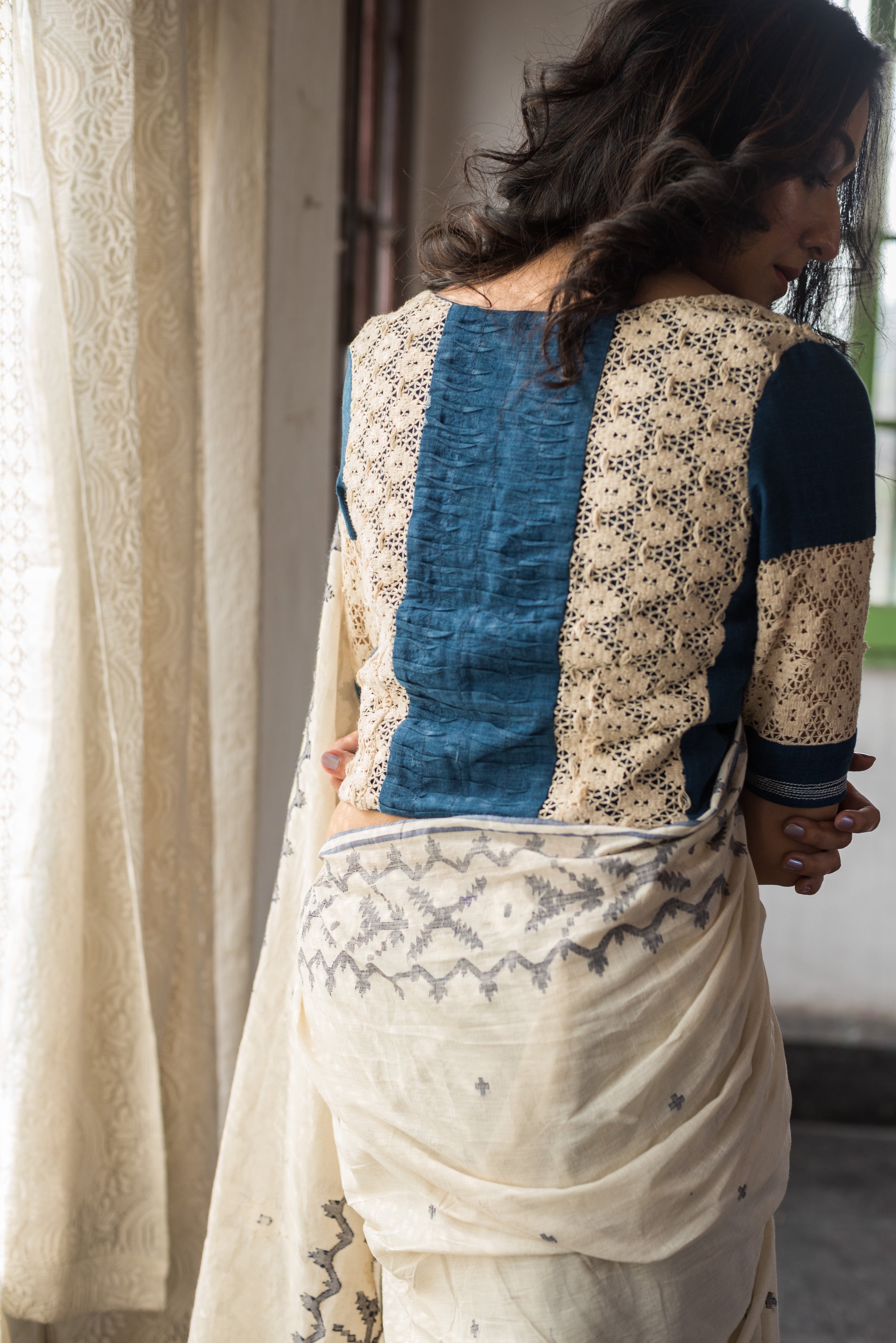 INDIGO LACE (BLOUSE)