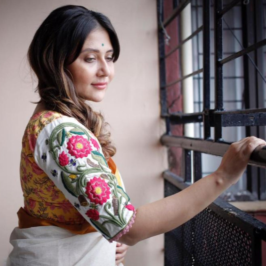 LOTUS & BEES (BLOUSE)