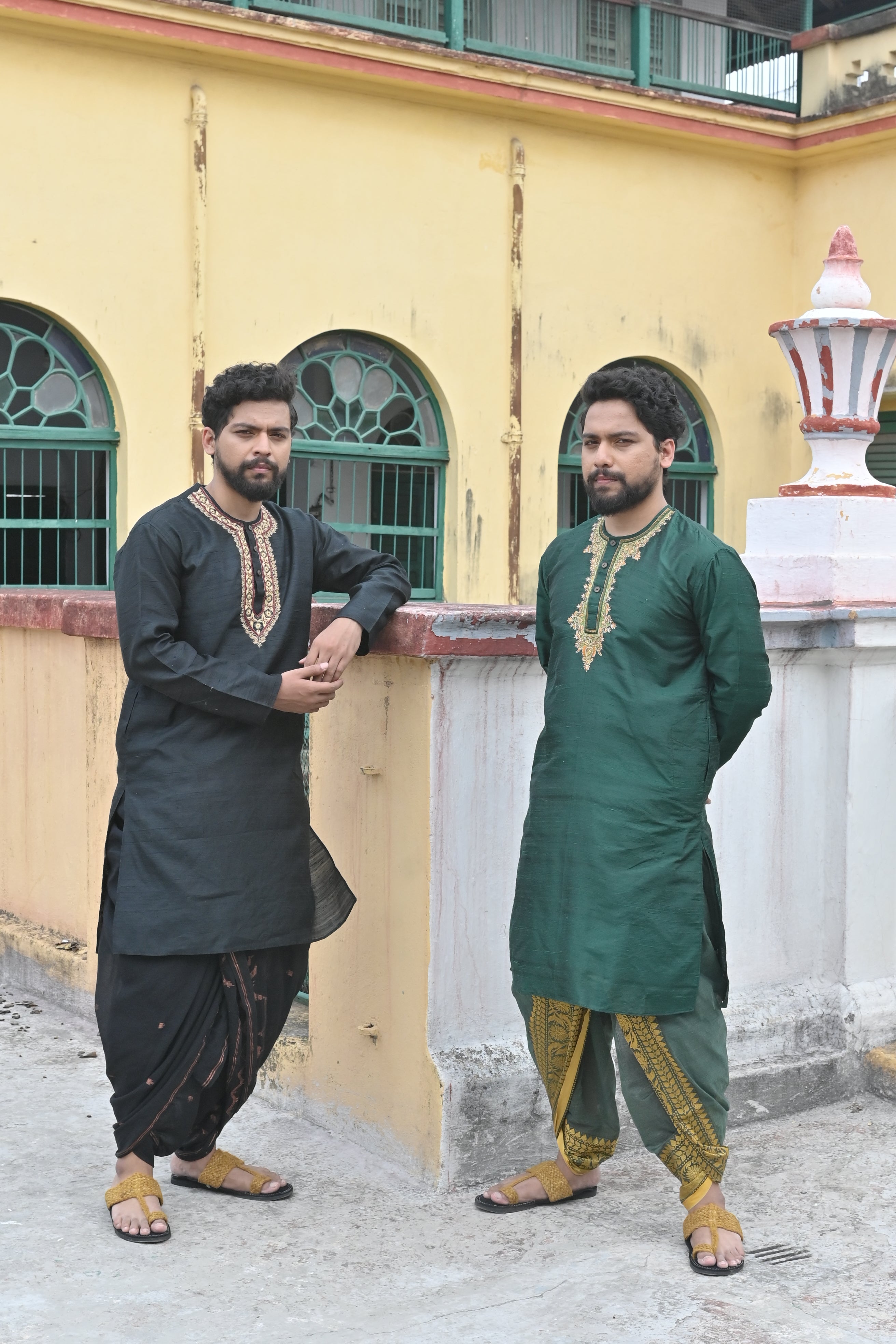 Black Zardousi Kurta