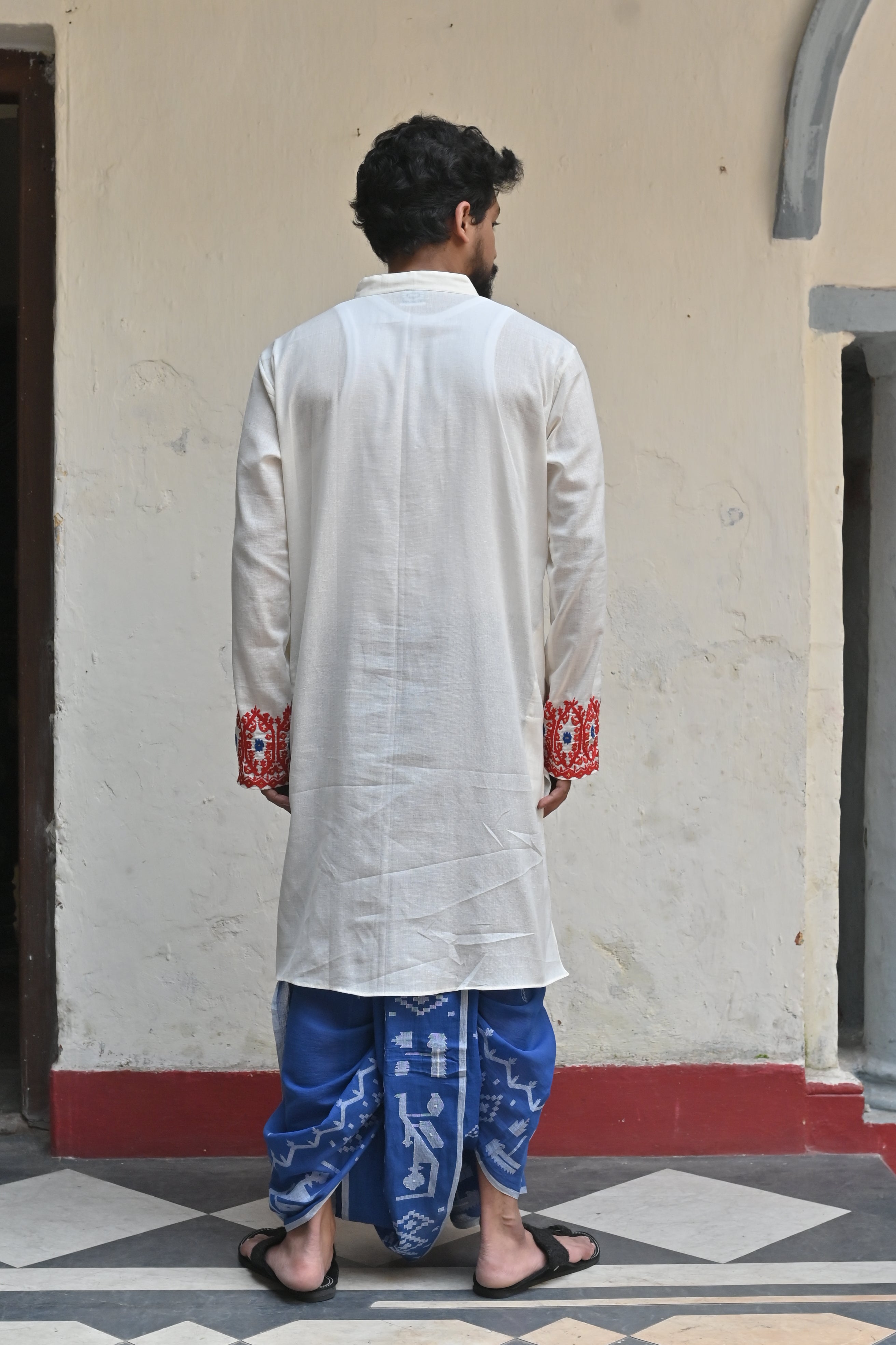 White Daalim Phool Kurta