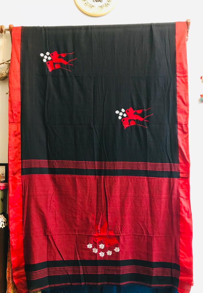 AALTA FEET BLACK SAREE