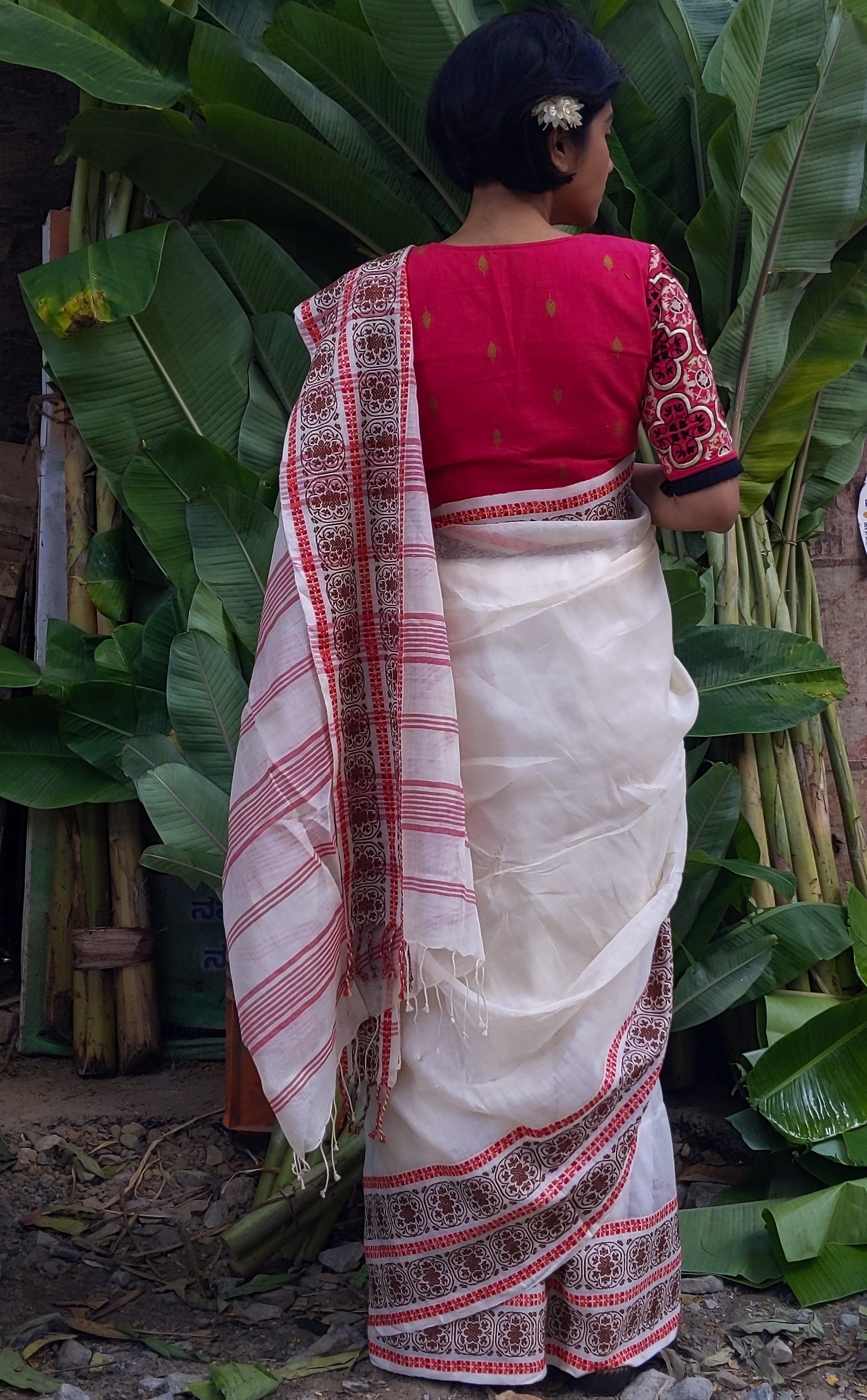 RASHBEHARI AVENUE (SAREE)