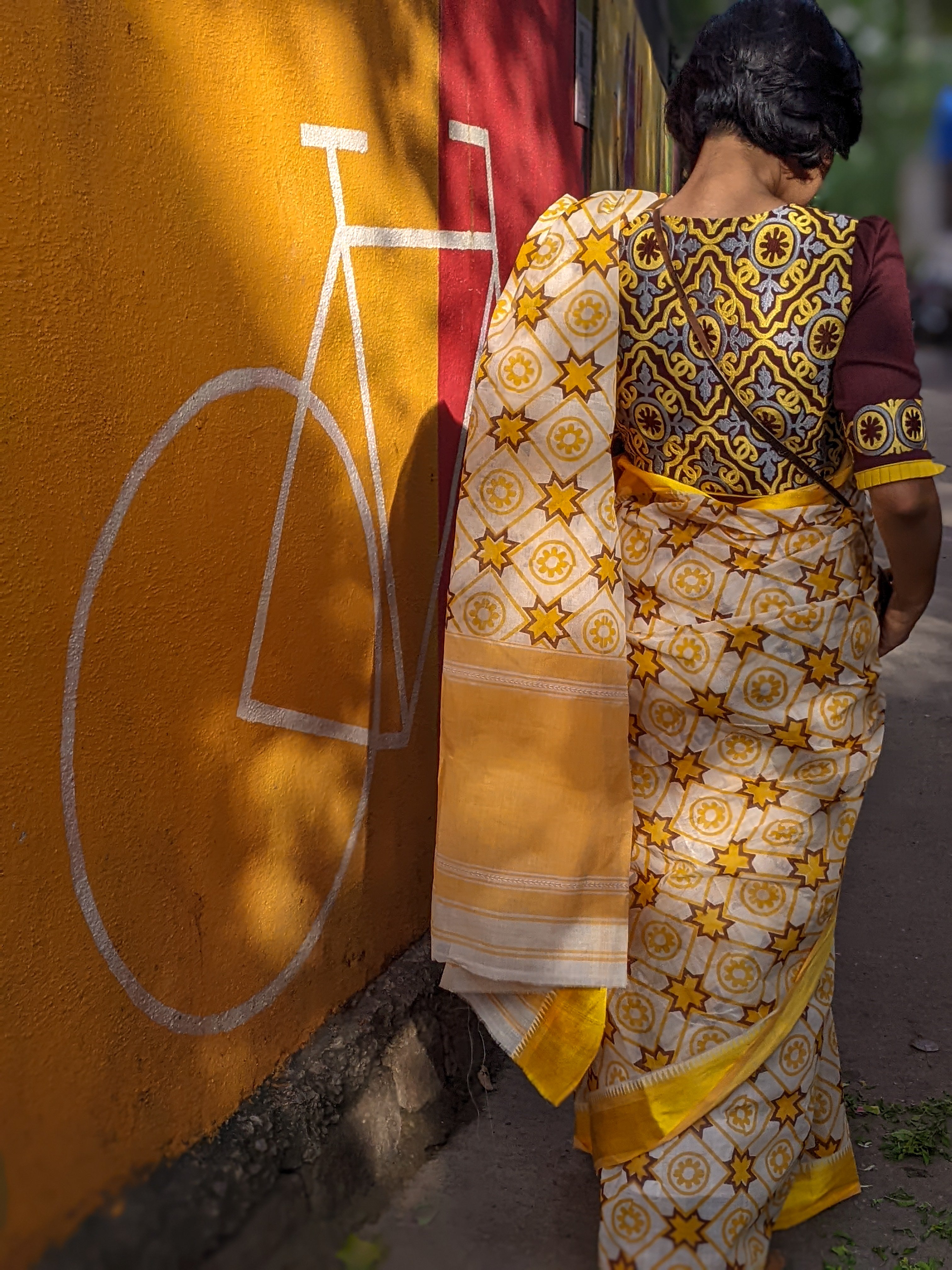 ATHANGUDI BROWN (BLOUSE)
