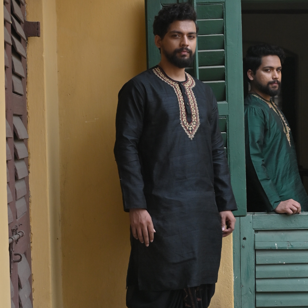 Black Zardousi Kurta