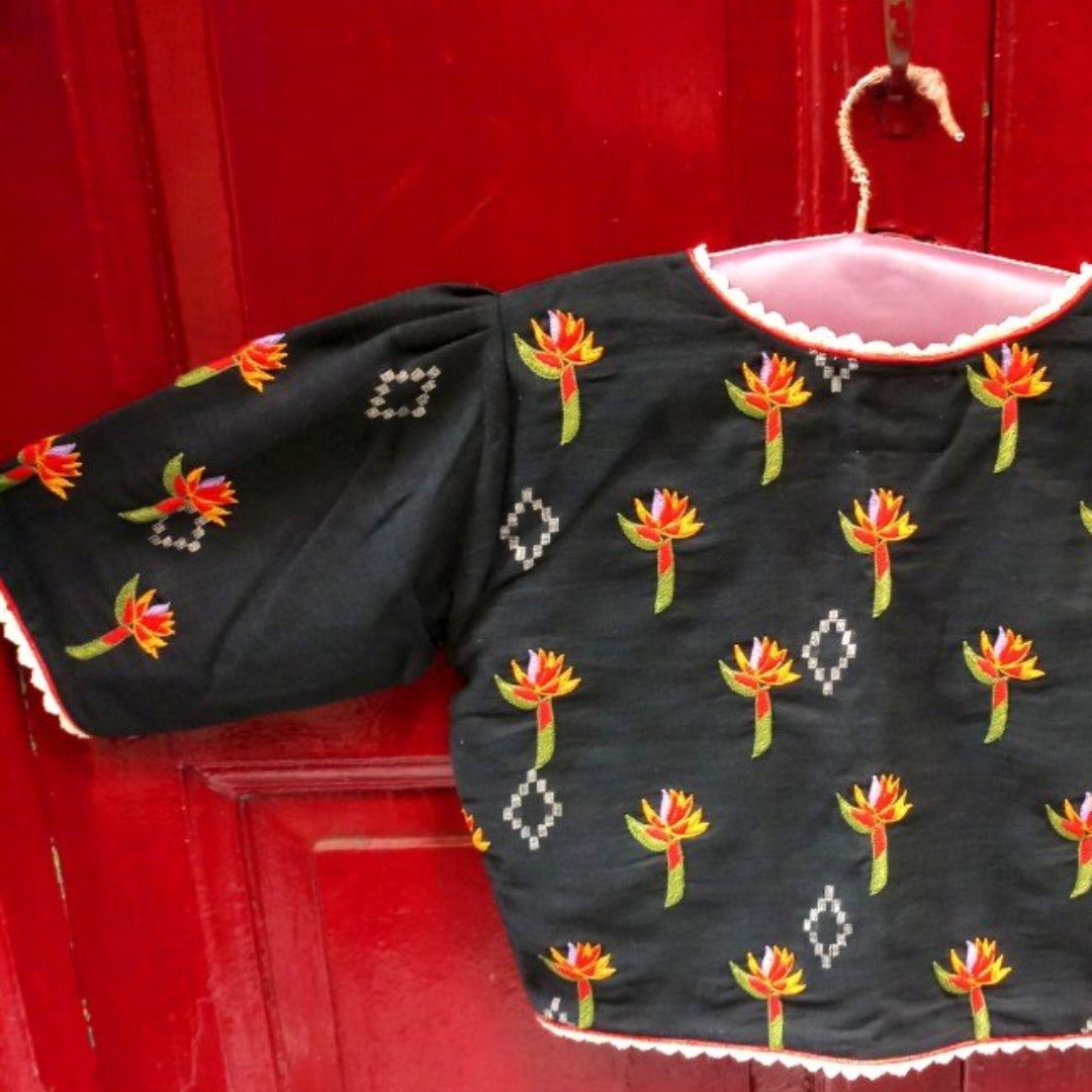 BLACK BIRDS OF PARADISE