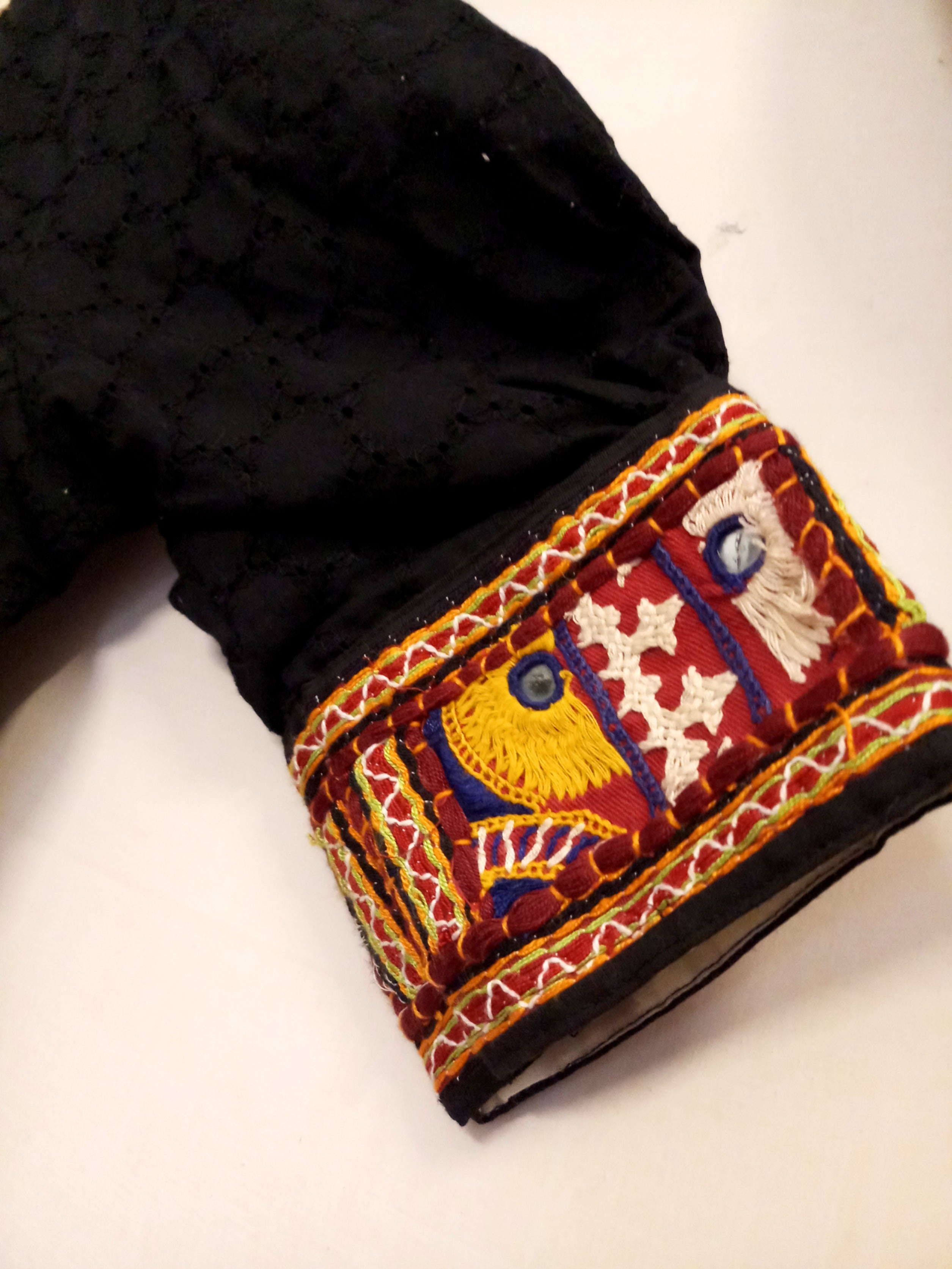 Black Vintage Kutch