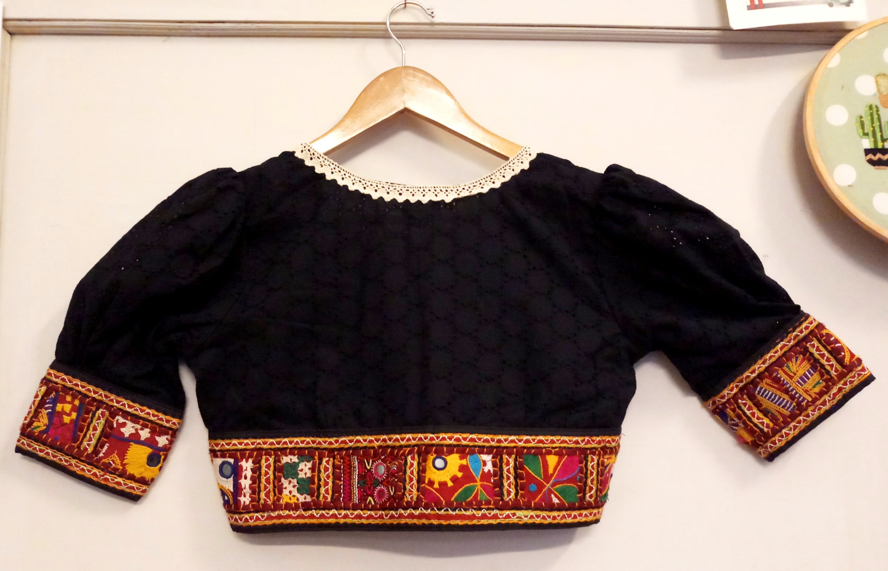 Black Vintage Kutch
