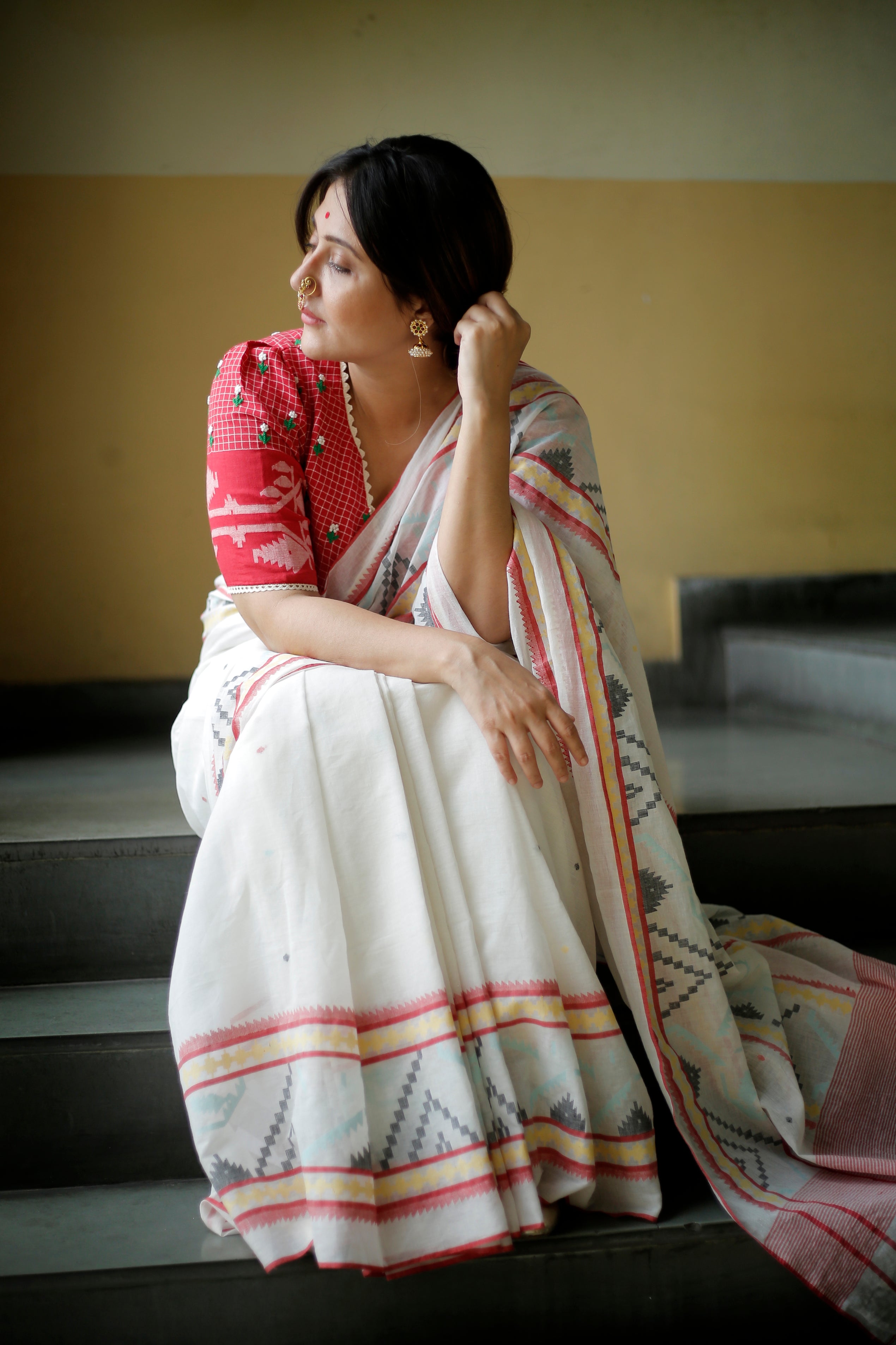 WHITE JAMDANI SAREE