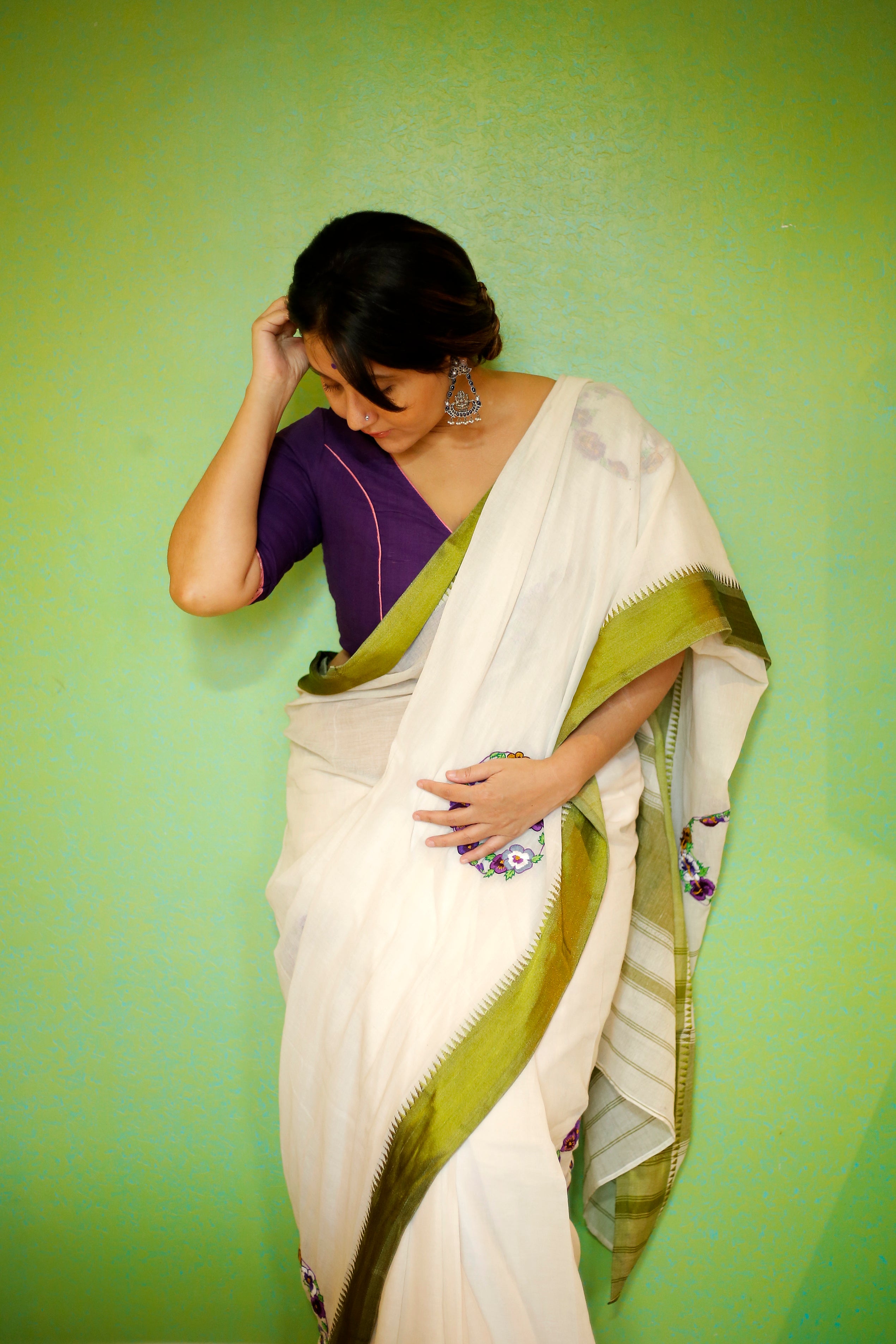 PURPLE FLOWER SAREE