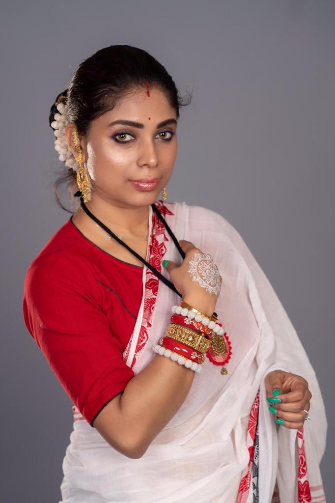 SHANTIPURI PADMA SANKHA SAREE