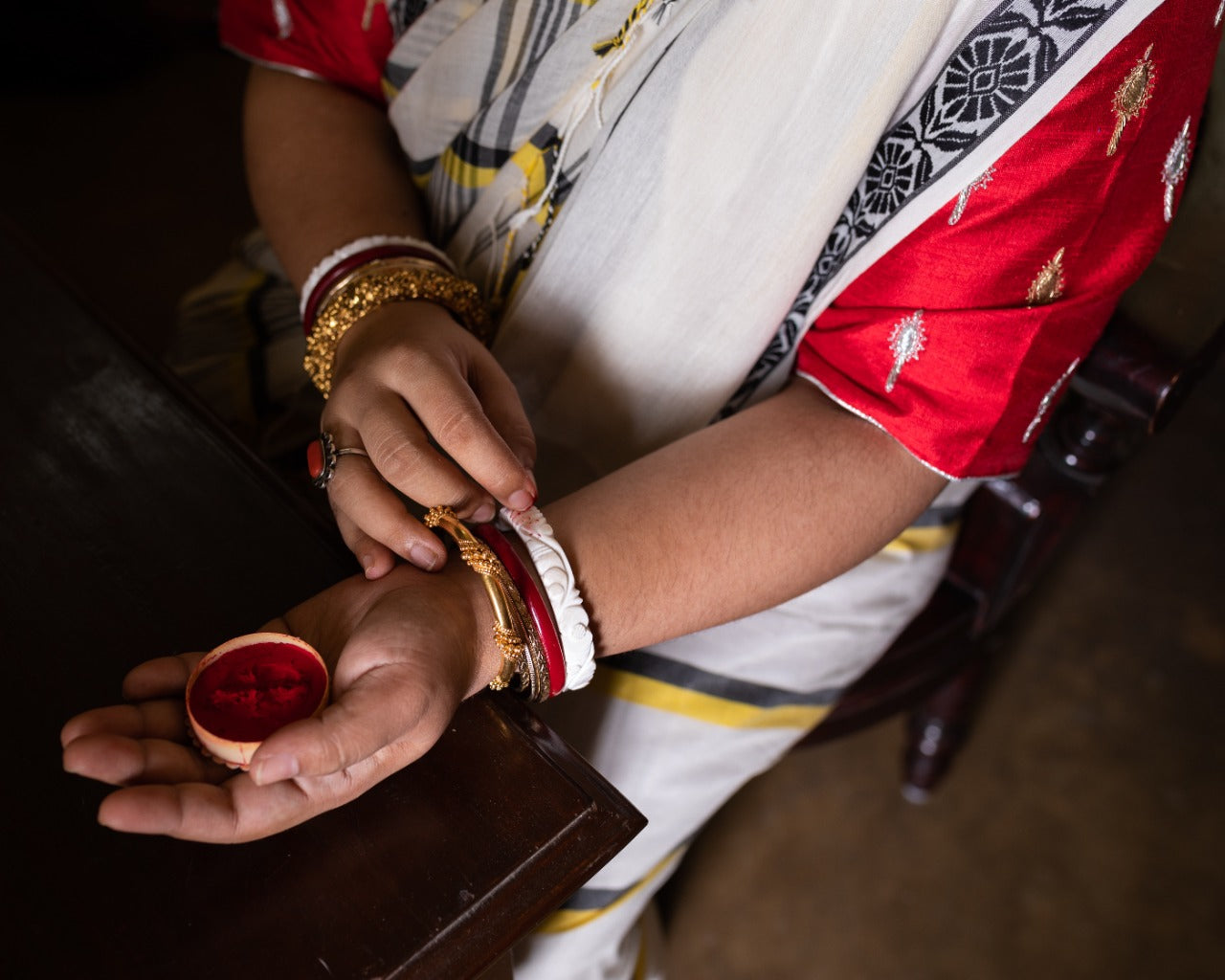 SARBAJAYA - WHITE (STR)