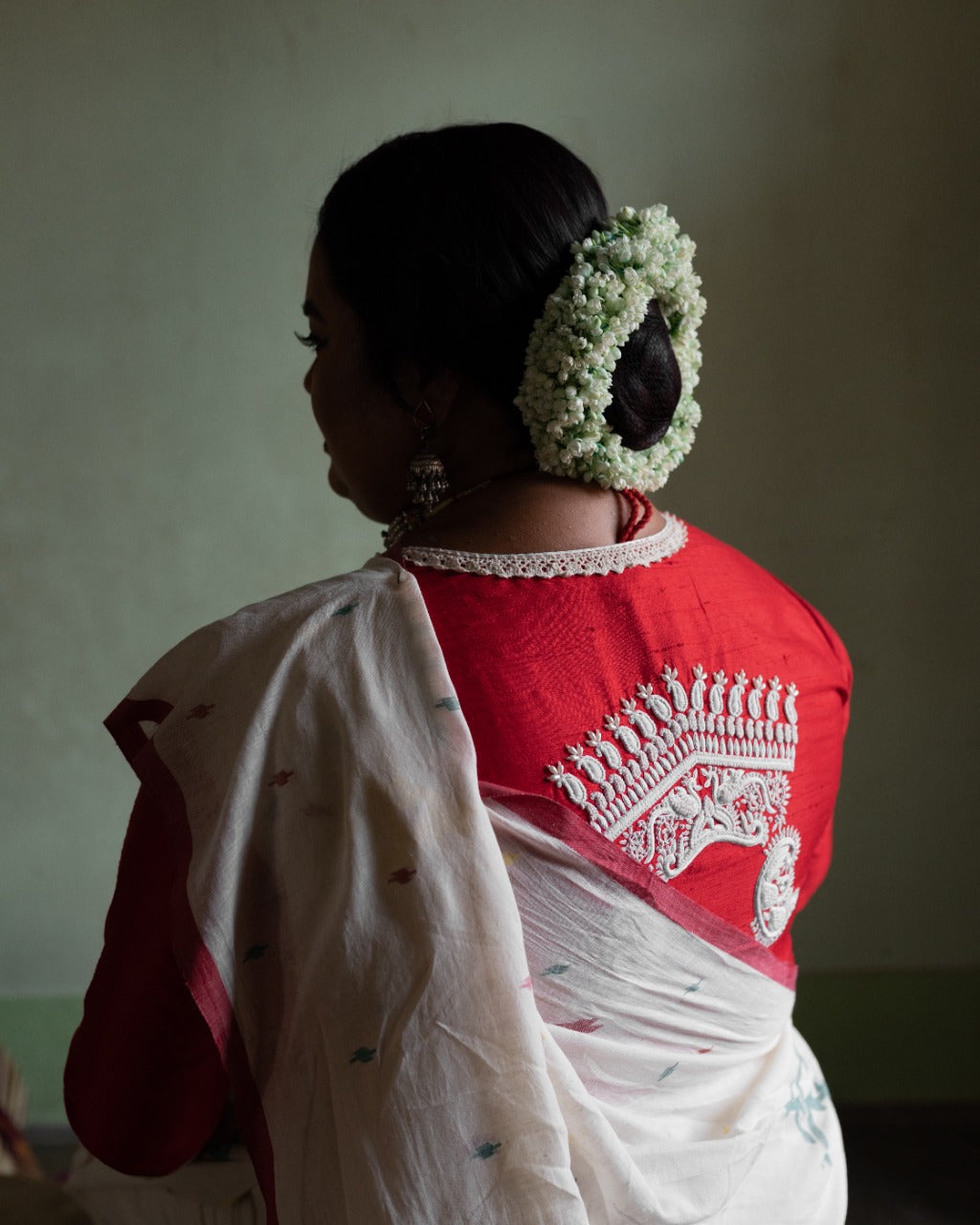 WHITE BIMALA (STR)