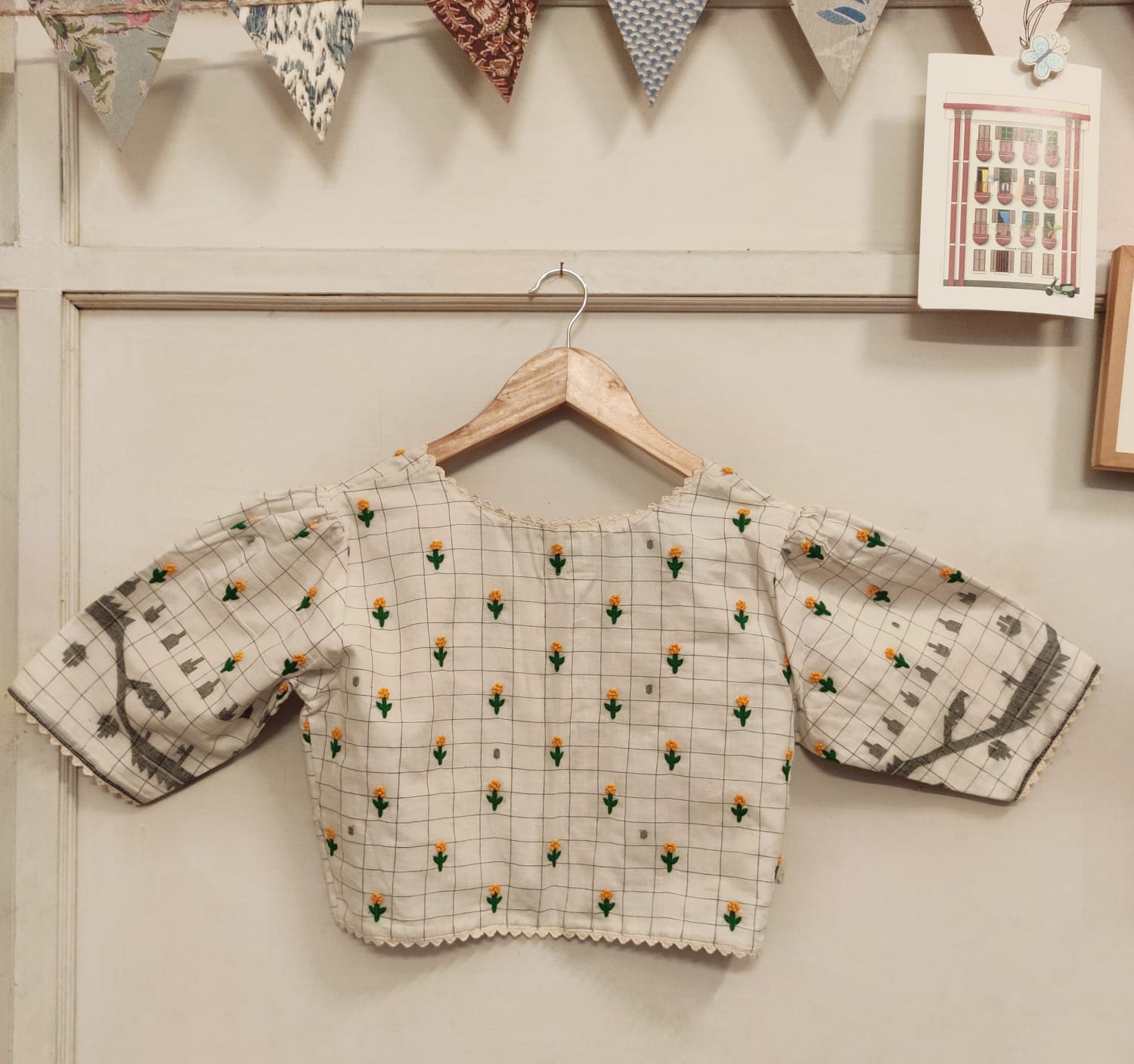 WHITE LITTLE MARIGOLD