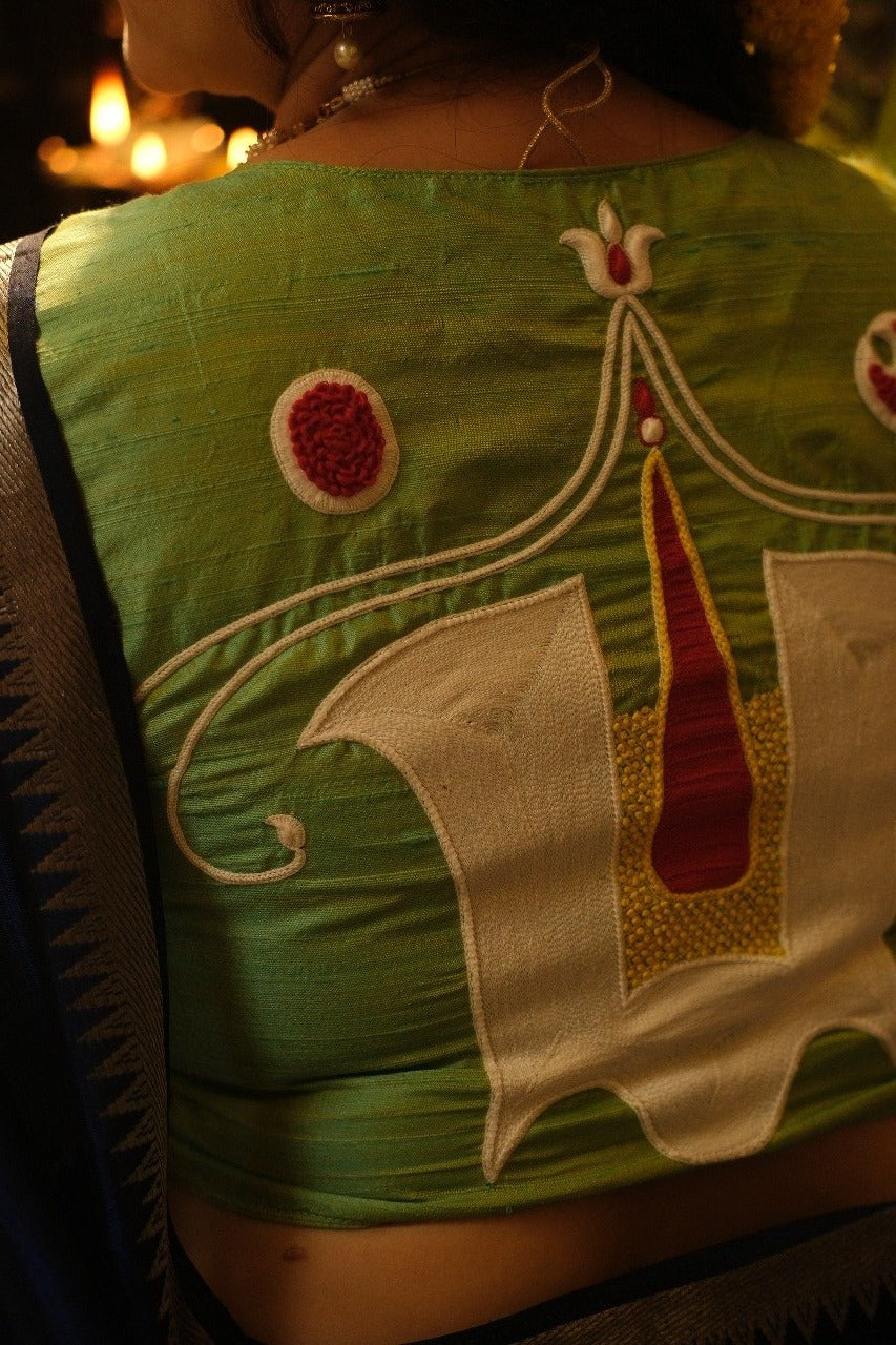 THIRUNAMAM (BLOUSE)