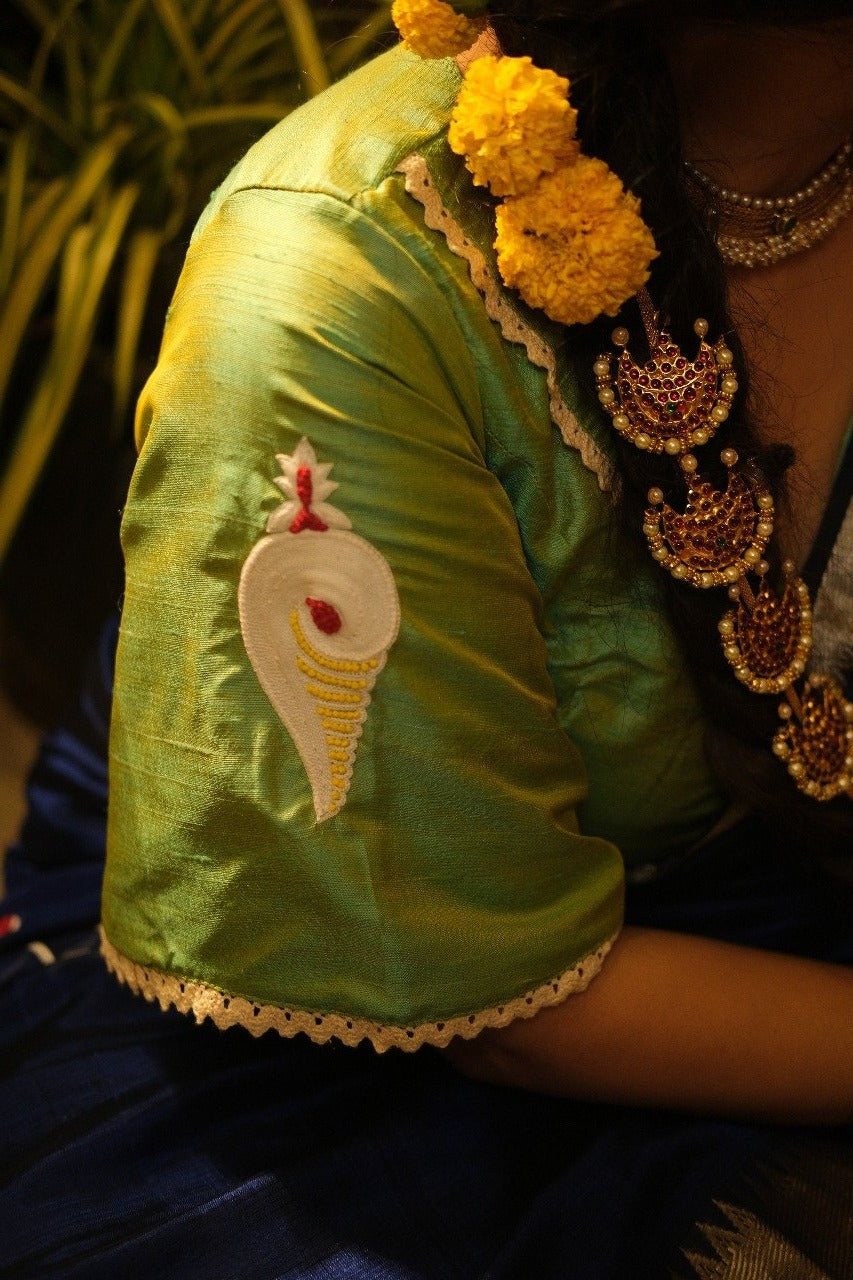 THIRUNAMAM (BLOUSE)