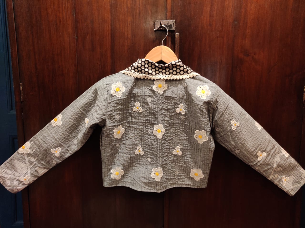 Poached egg flower jacket