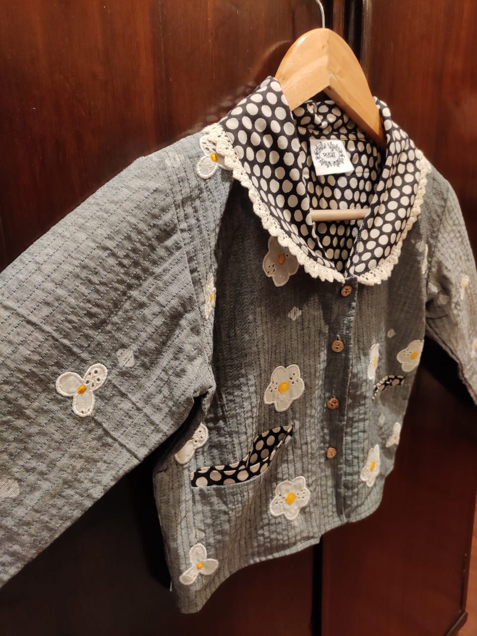 Poached egg flower jacket