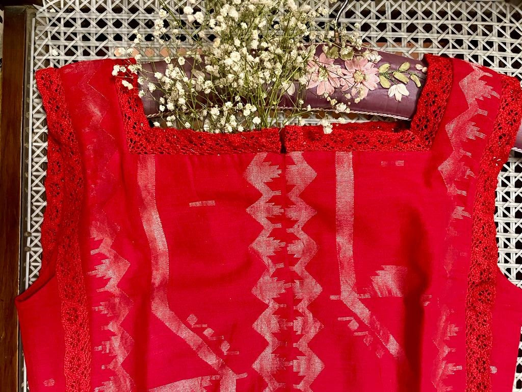 RED SILVER LININGS
