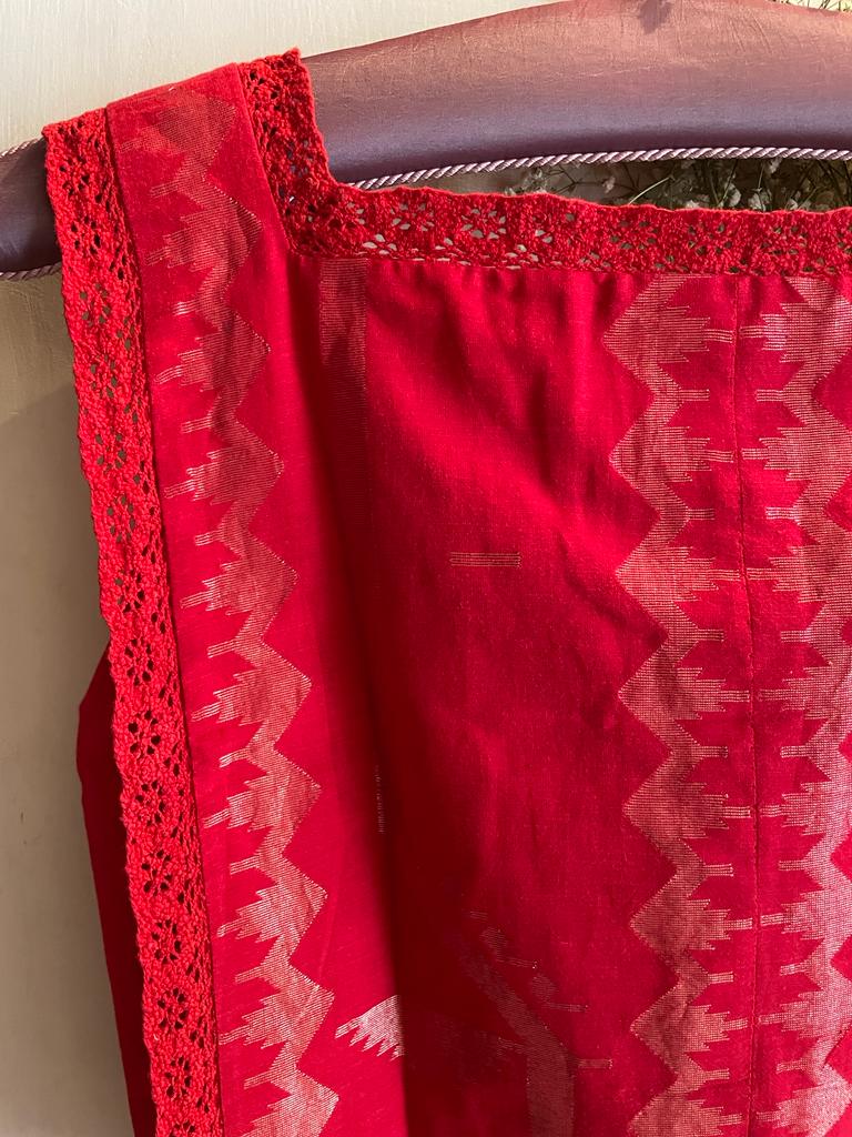 RED SILVER LININGS