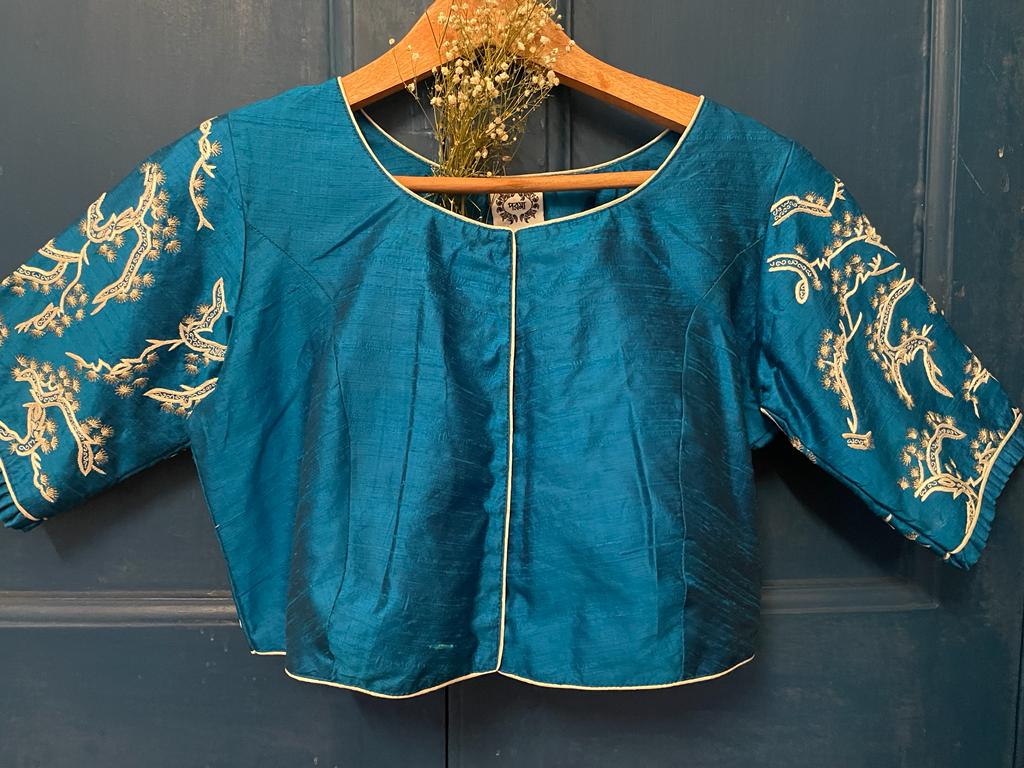 BLUE KOI POND (BLOUSE)