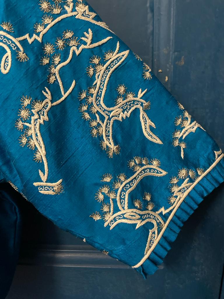 BLUE KOI POND (BLOUSE)