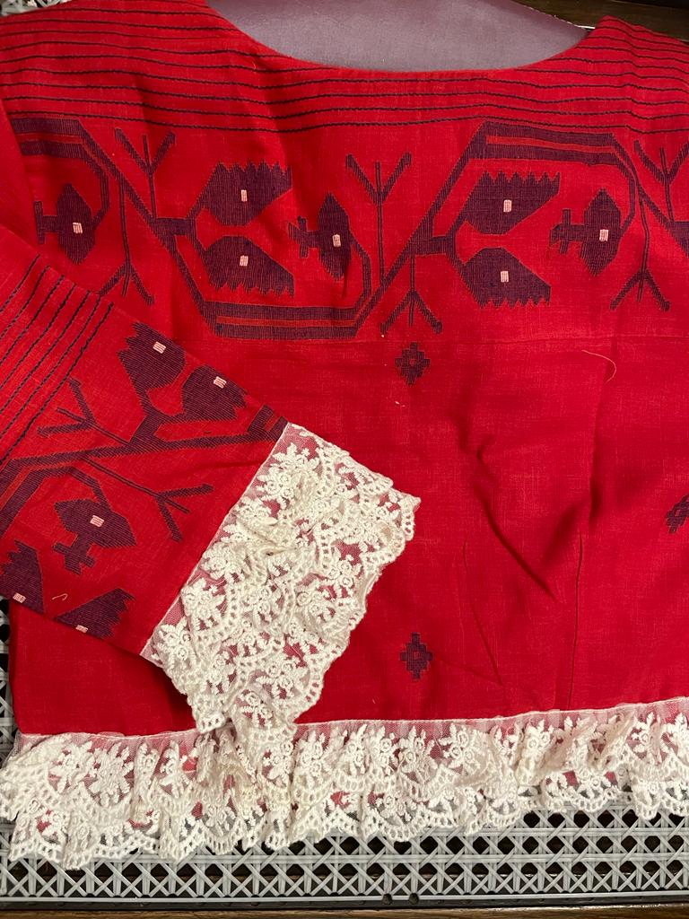 RED CHARULATA