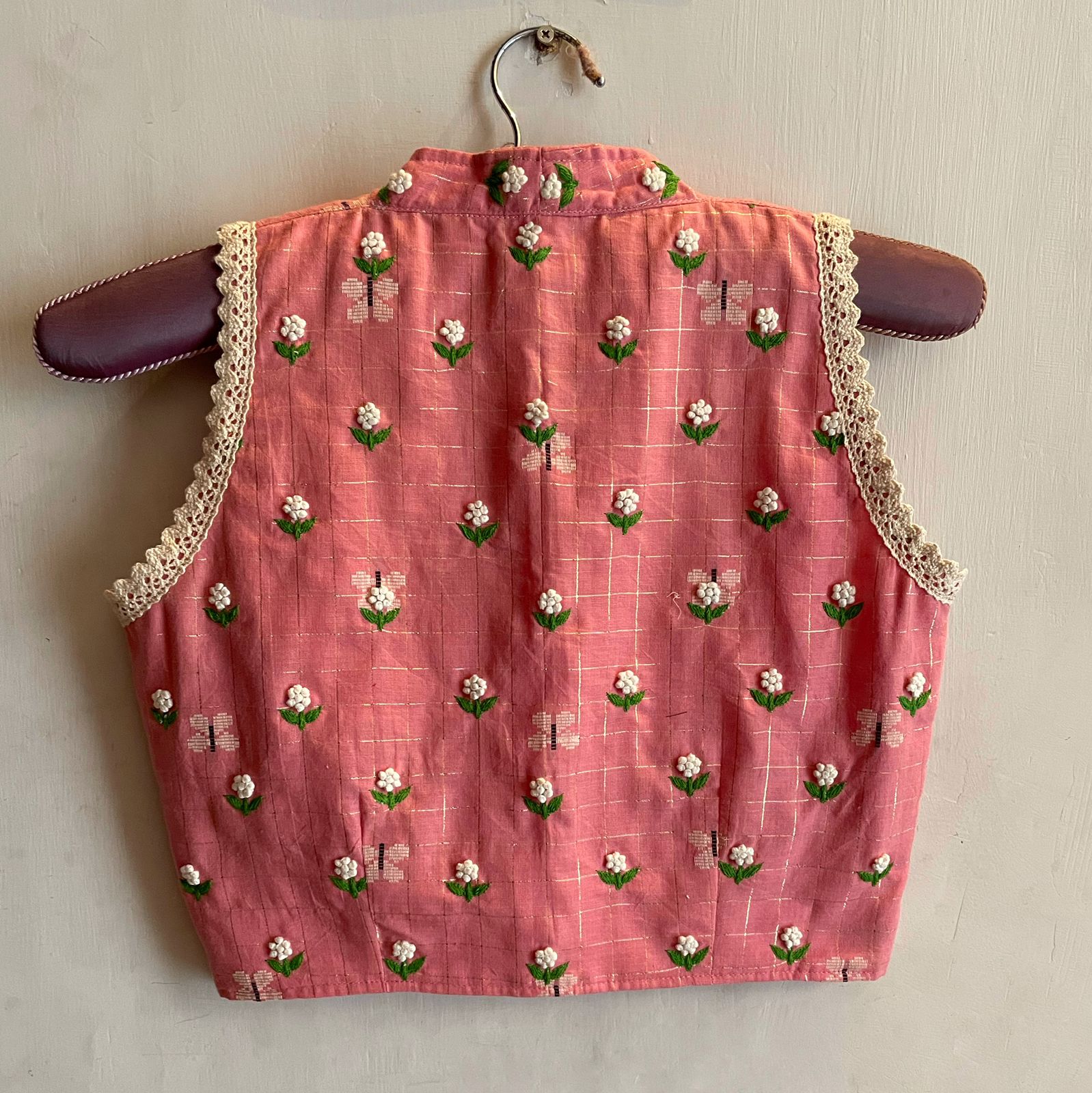 PEACH BUTTERFLY BEL PHOOL (SLEEVELESS)