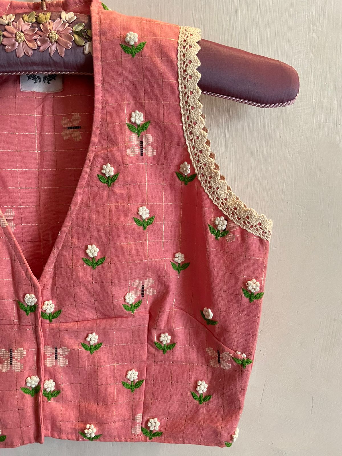 PEACH BUTTERFLY BEL PHOOL (SLEEVELESS)