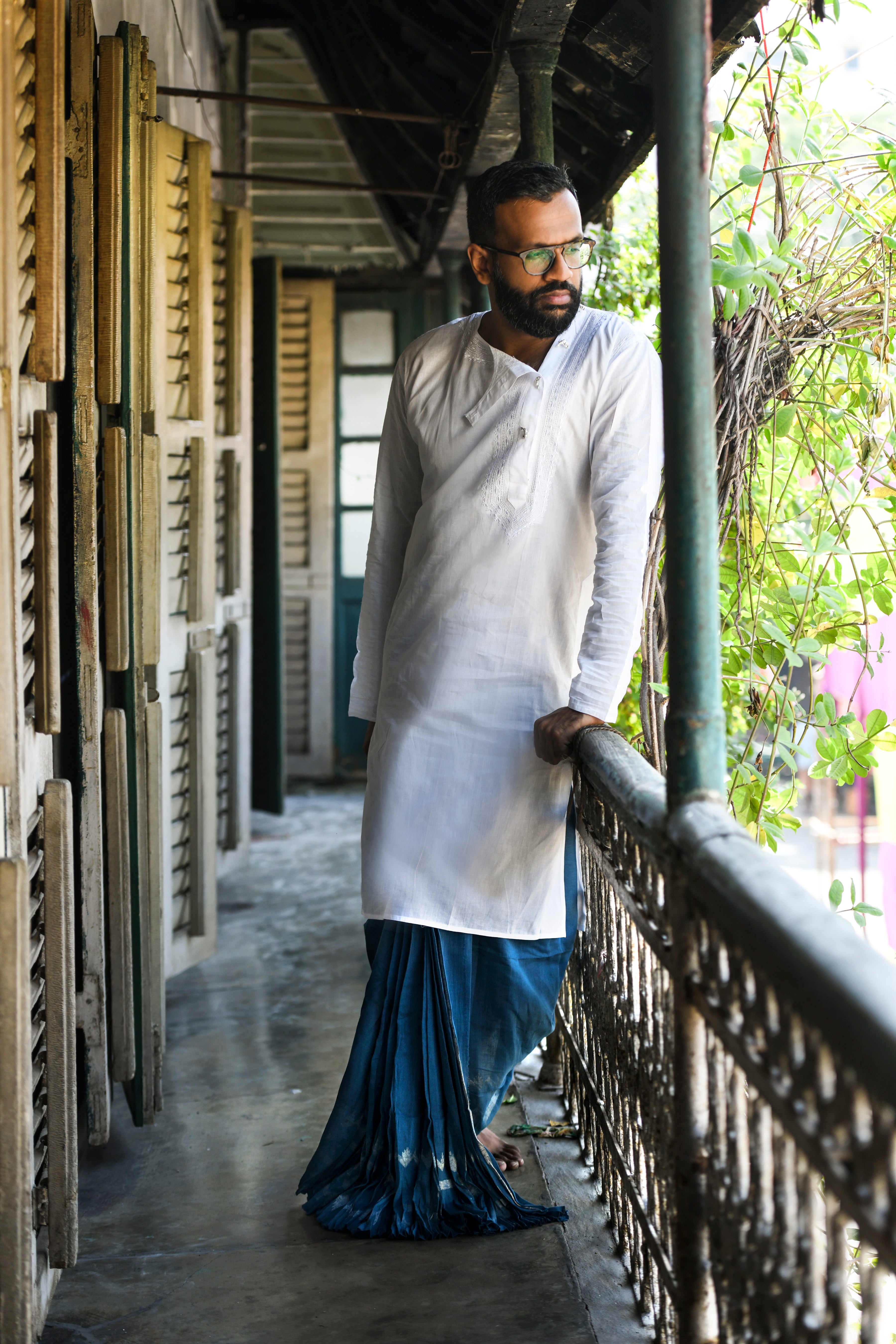 INDIGO SILVER JAMDANI DHUTI