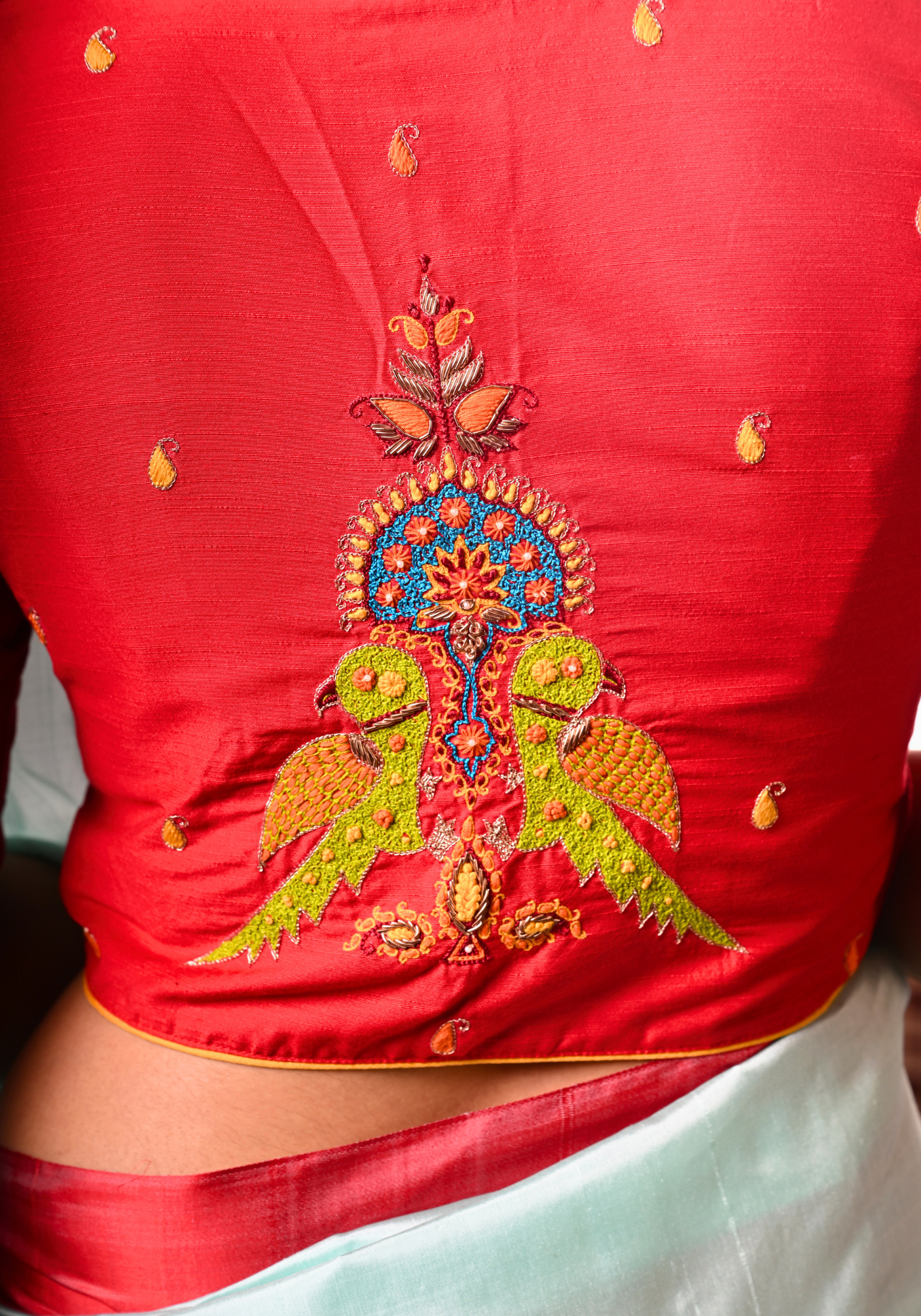 LAAL JORA TIYA BLOUSE