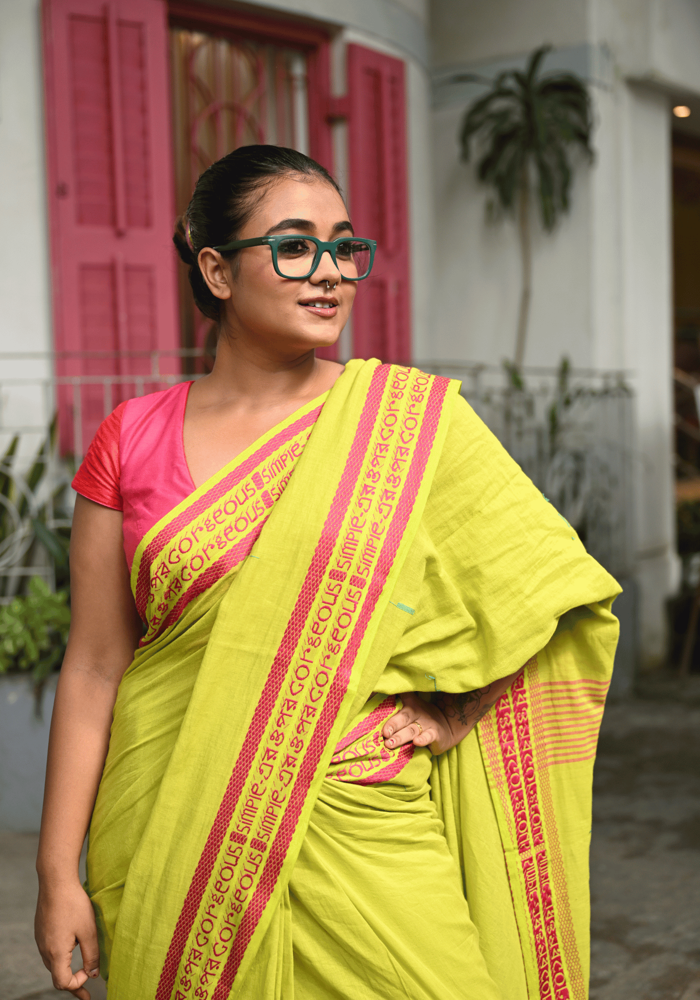 SIMPLE er OPOR GORGEOUS SAREE (SHANTIPURI)