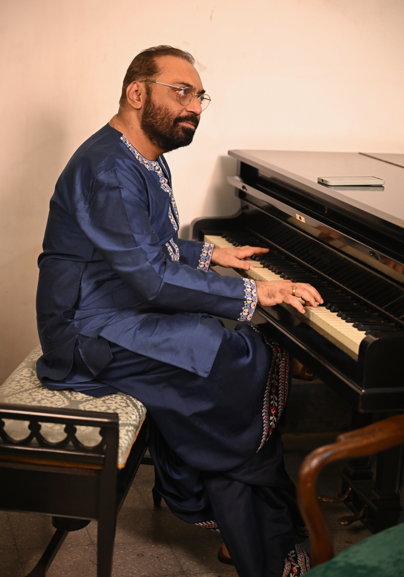 NEEL BHINDESHI TARA KURTA