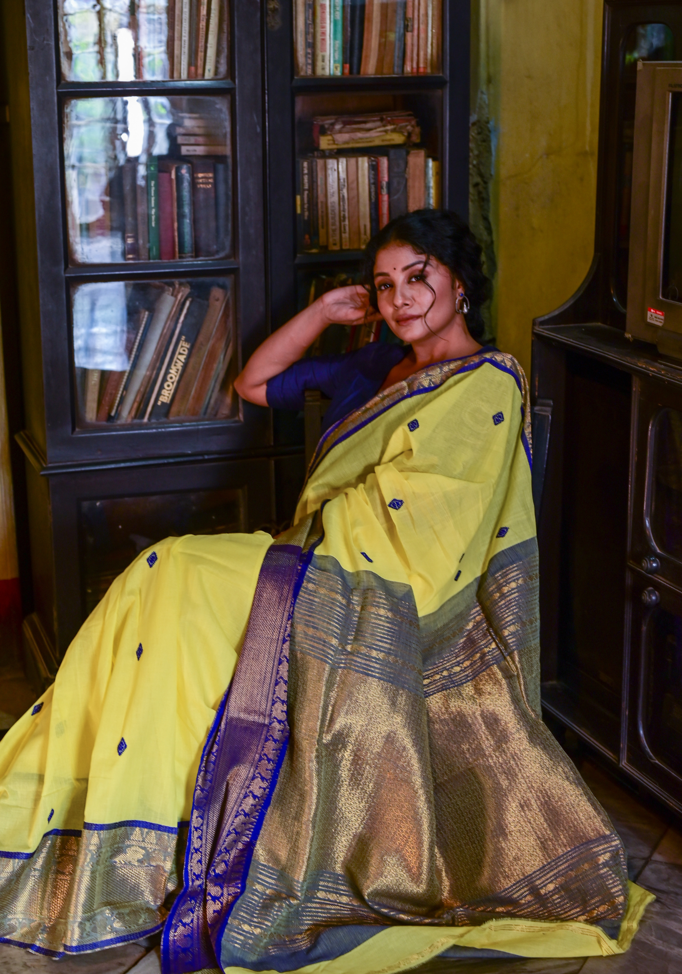 CUSTARD YELLOW ZARI MAYUR TANT SAREE