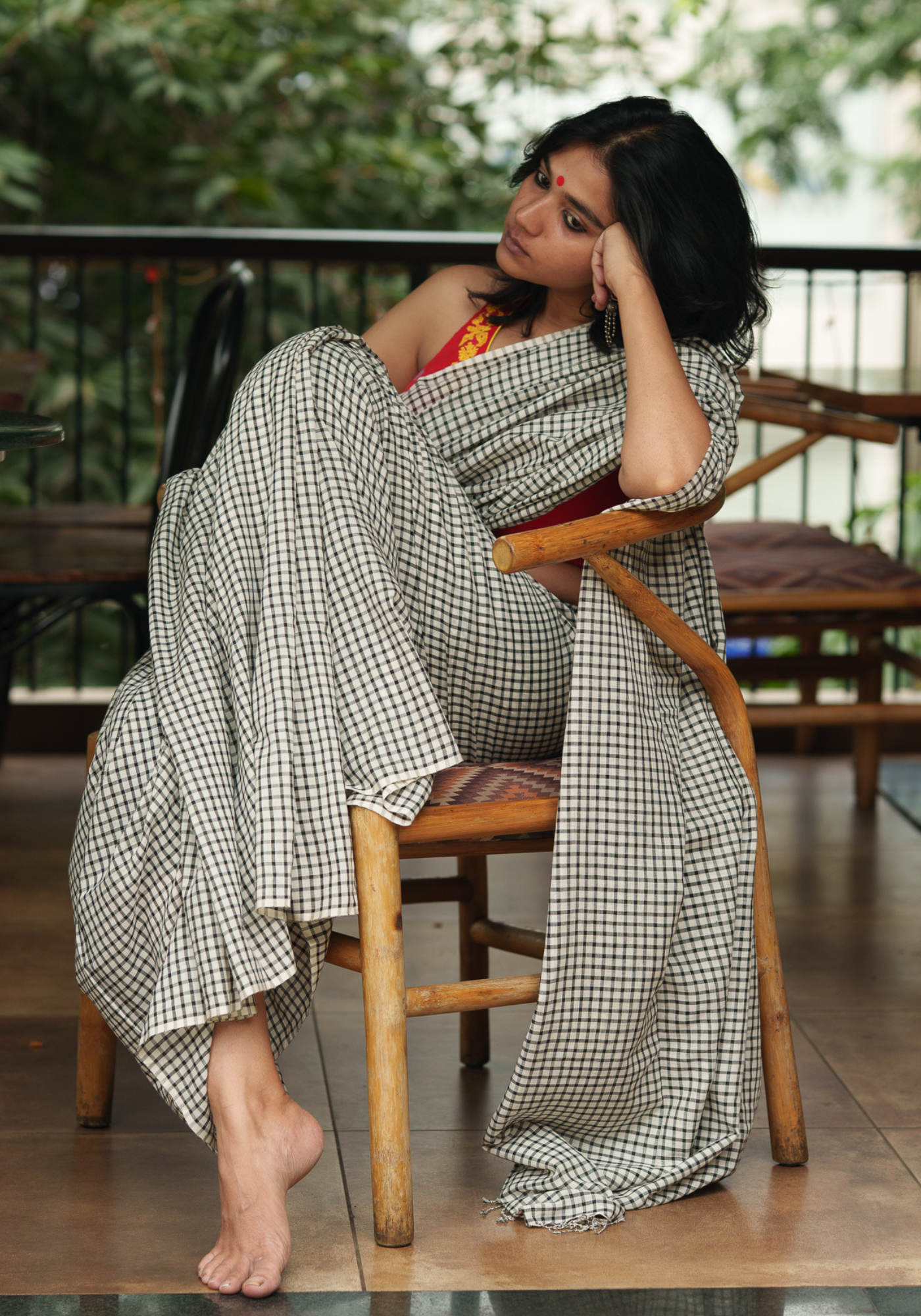 SHADA KALO CHECK SAREE