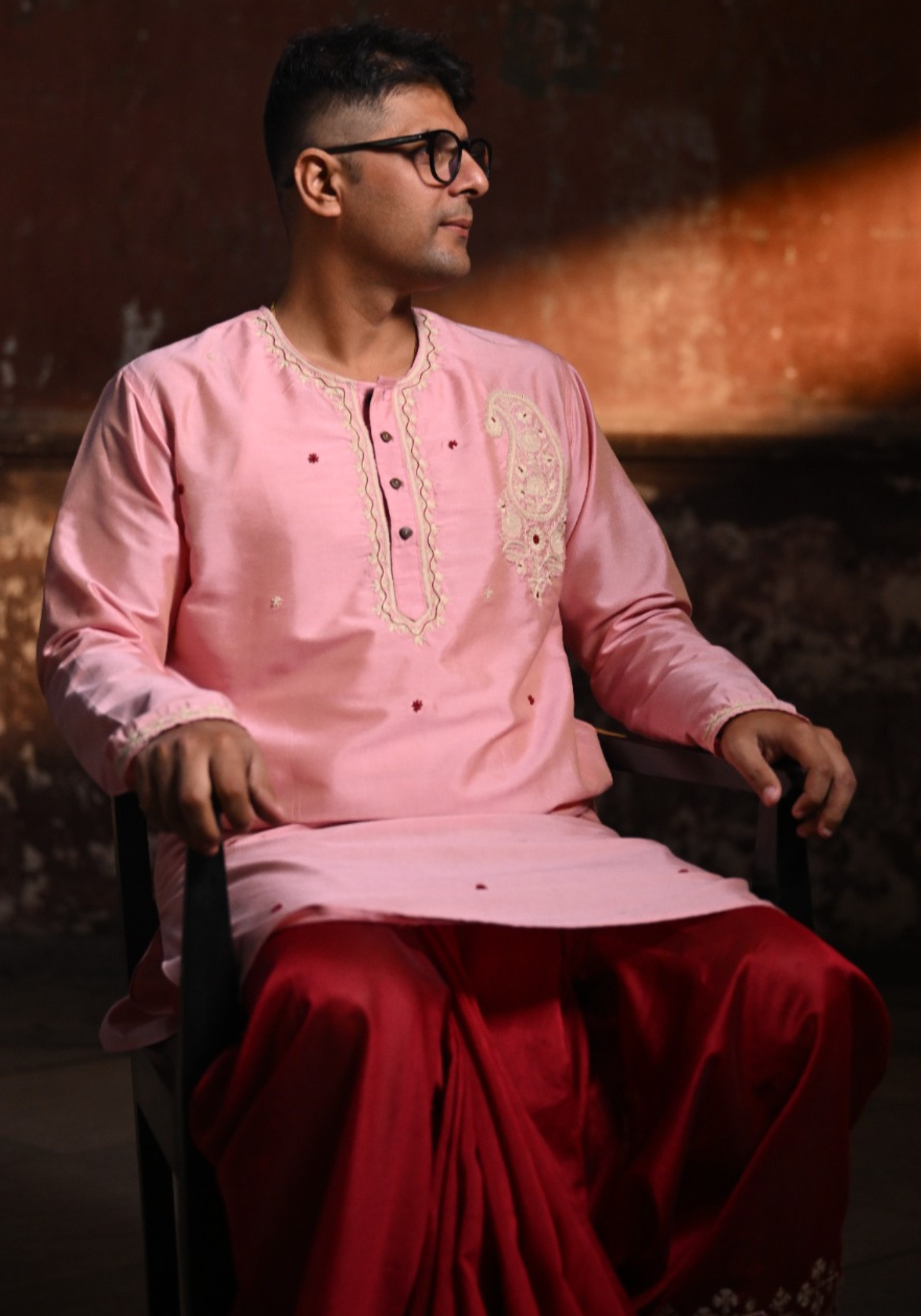 DUDHEY AALTA PAISLEY KURTA
