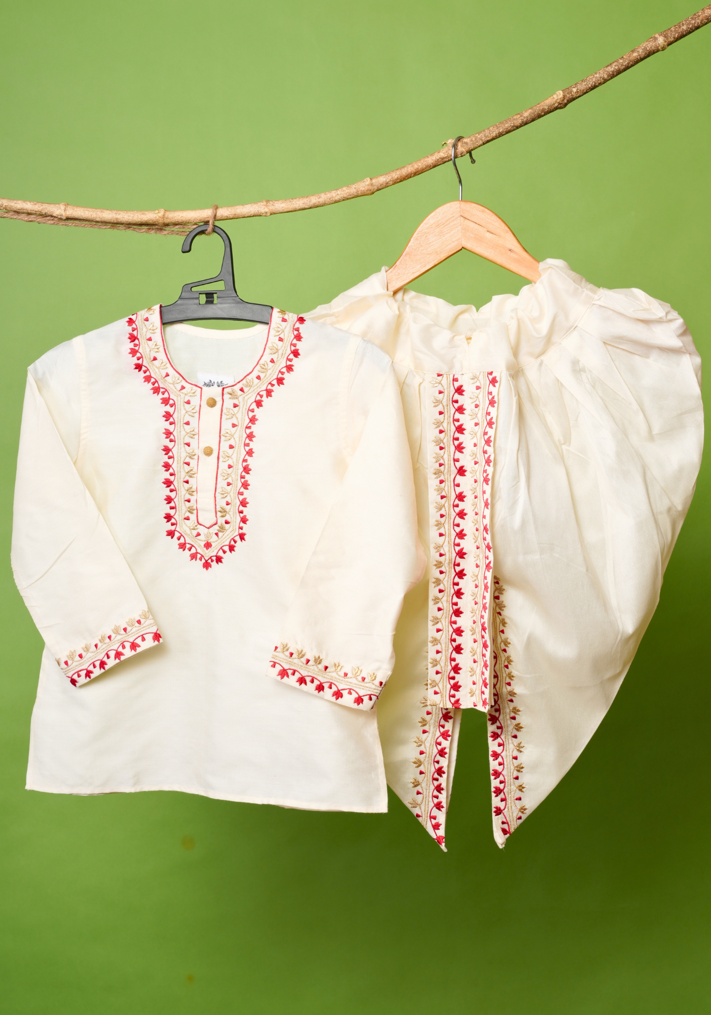 WHITE NOTUN JAMDANI KAJ KURTA DHUTI SET