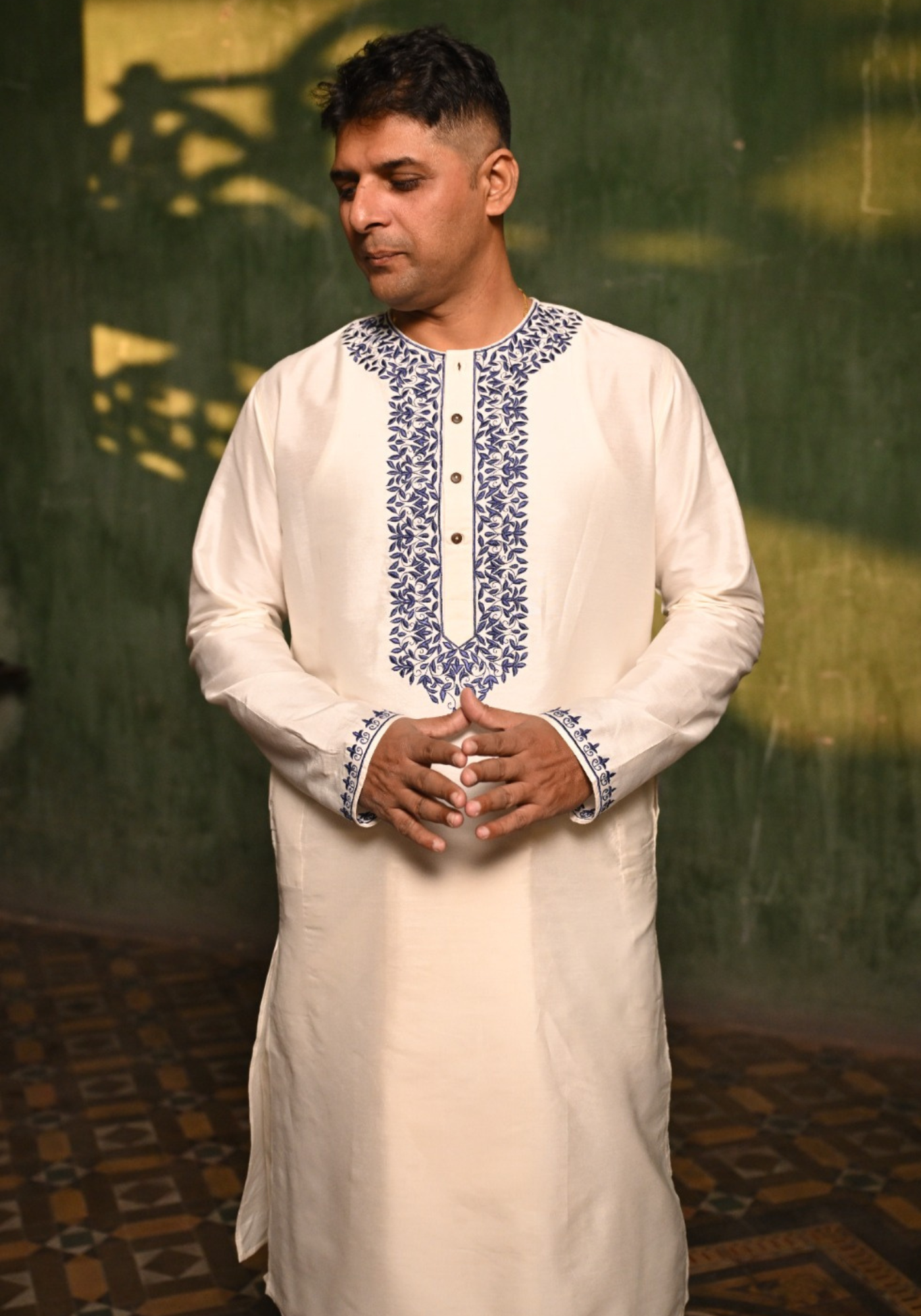 BIYE BARIR SHOKAALER KURTA