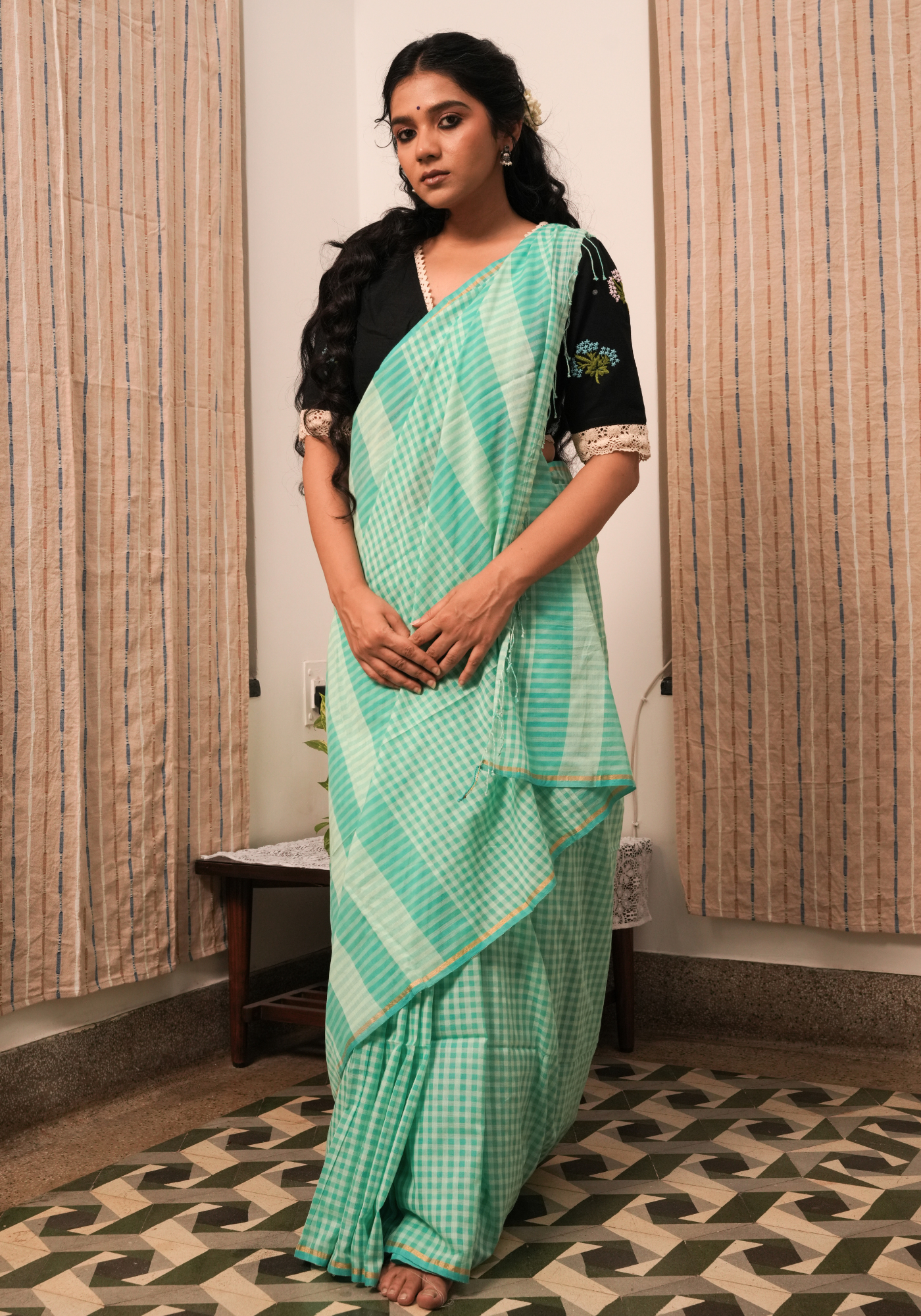 JOLCHOBI CHECK SAREE