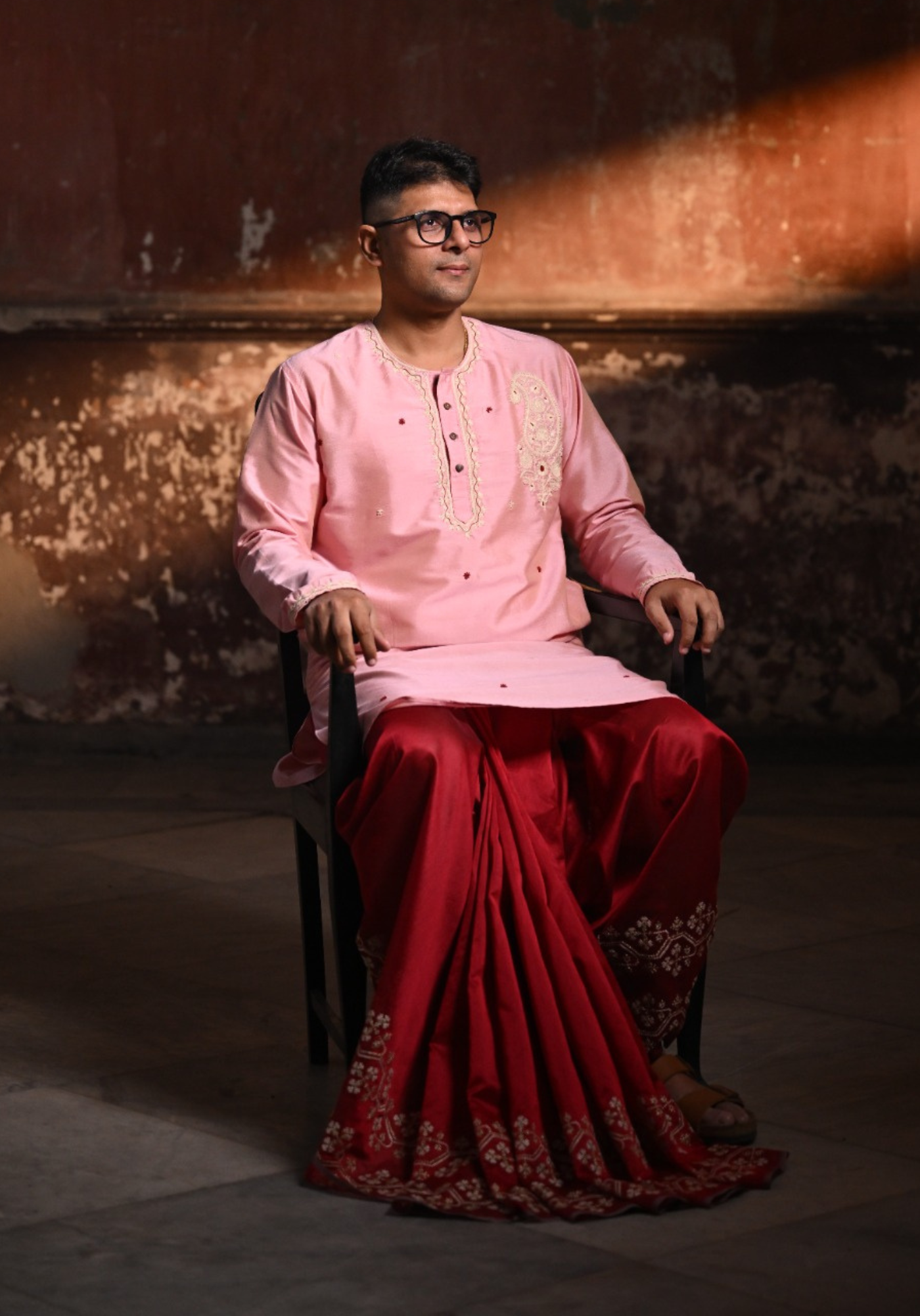 BOUBHAAT-ER LAAL DHUTI