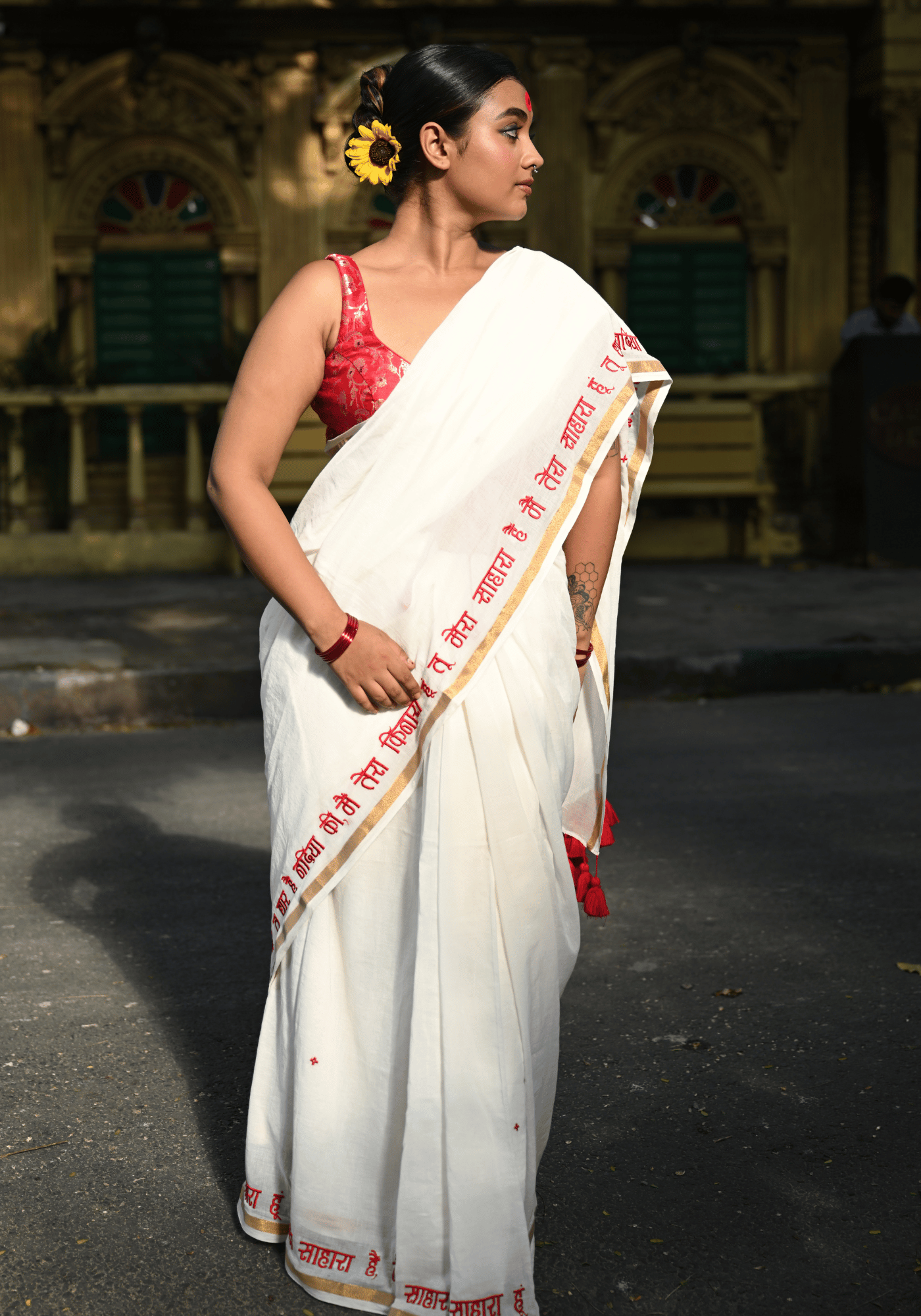 TU DHAAR HAI NADIYA KI SAREE