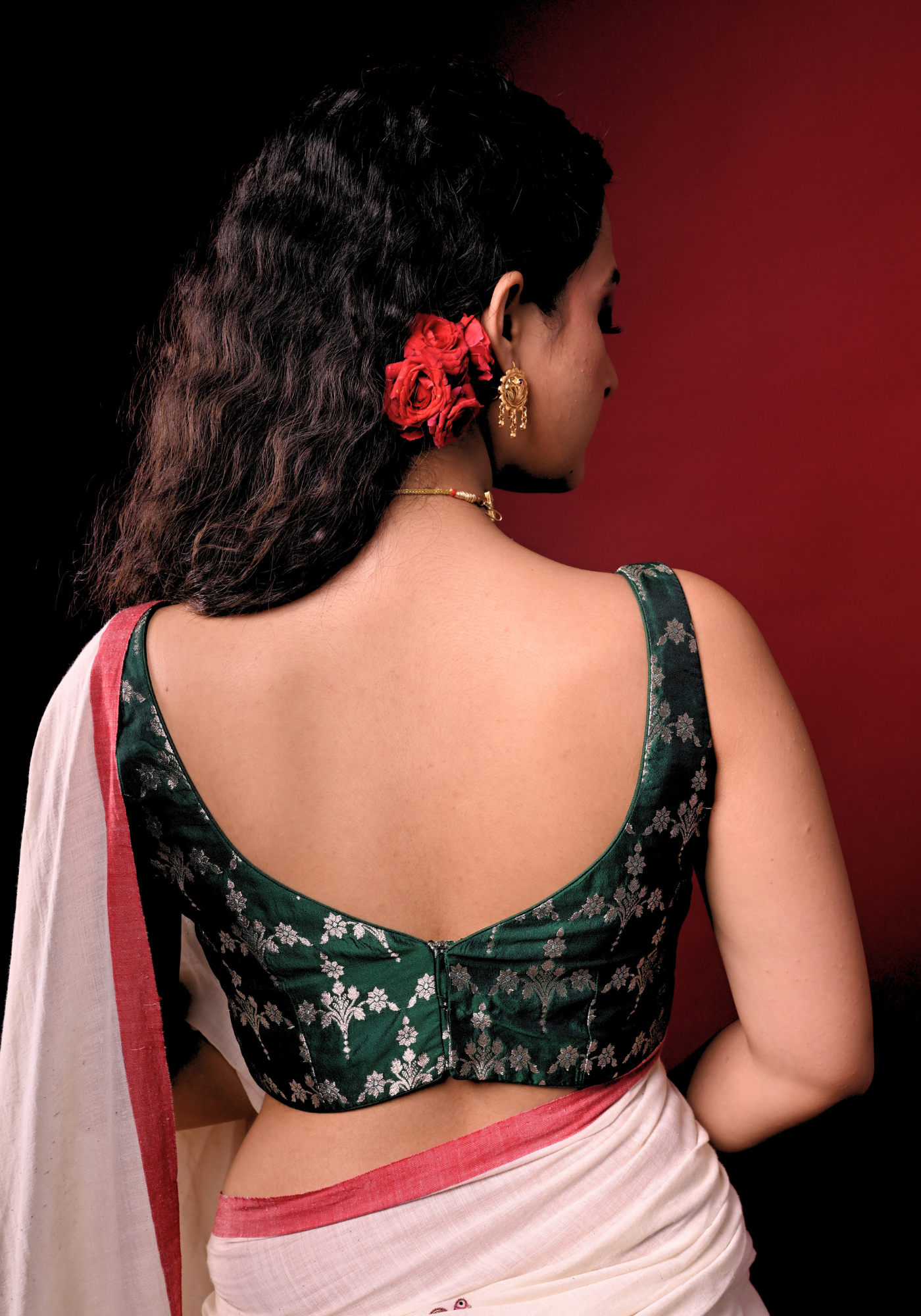 PANNA SLEEVELESS BROCADE BLOUSE