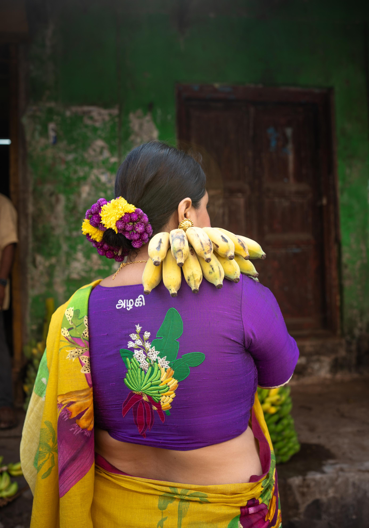 AZHAGI BLOUSE