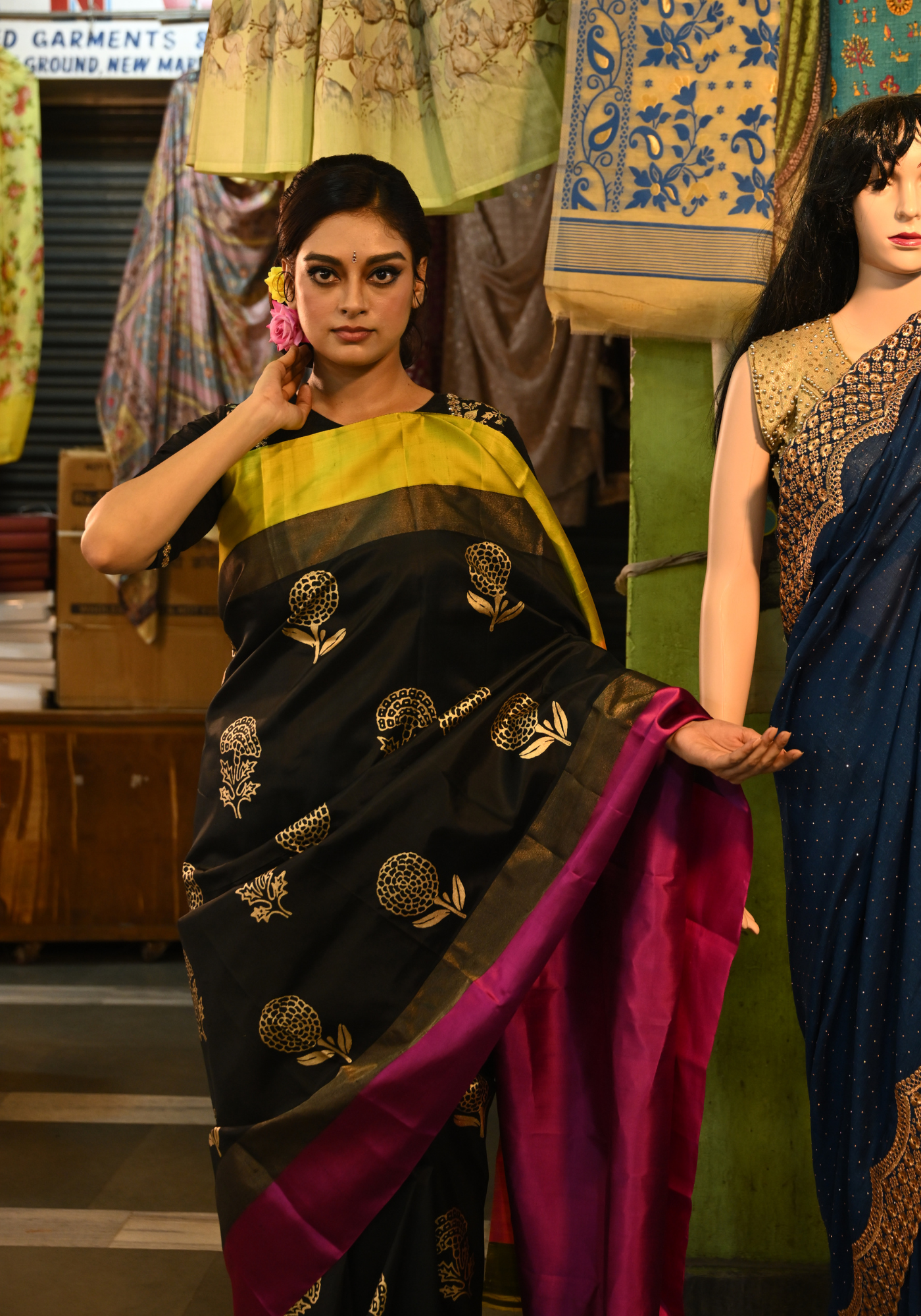 BLACK MARIGOLD GOROD SAREE
