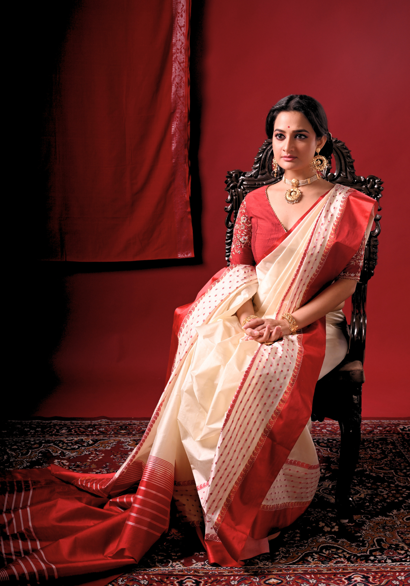 ROKTO SHUBHRA GOROD SILK SAREE
