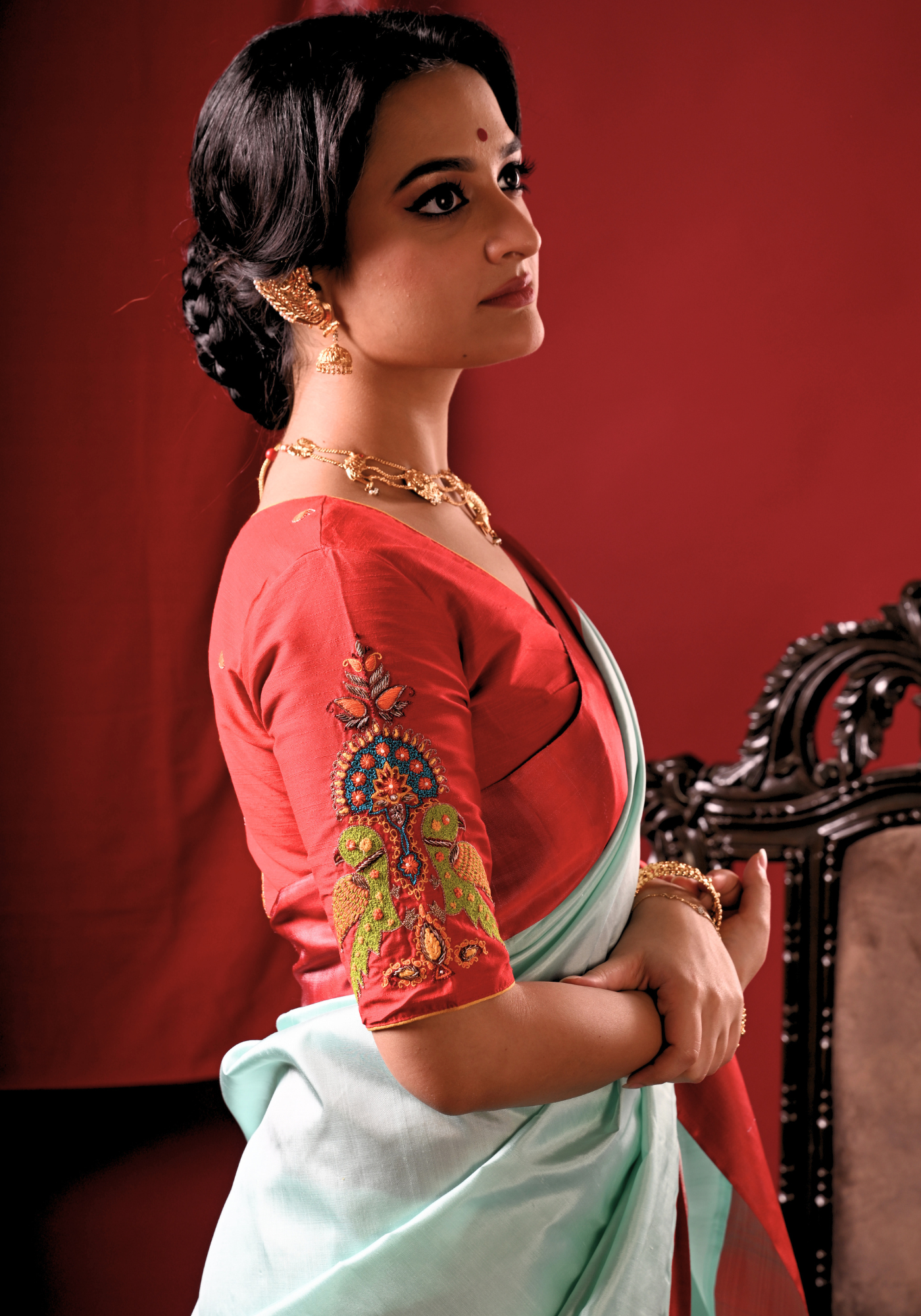 LAAL JORA TIYA BLOUSE